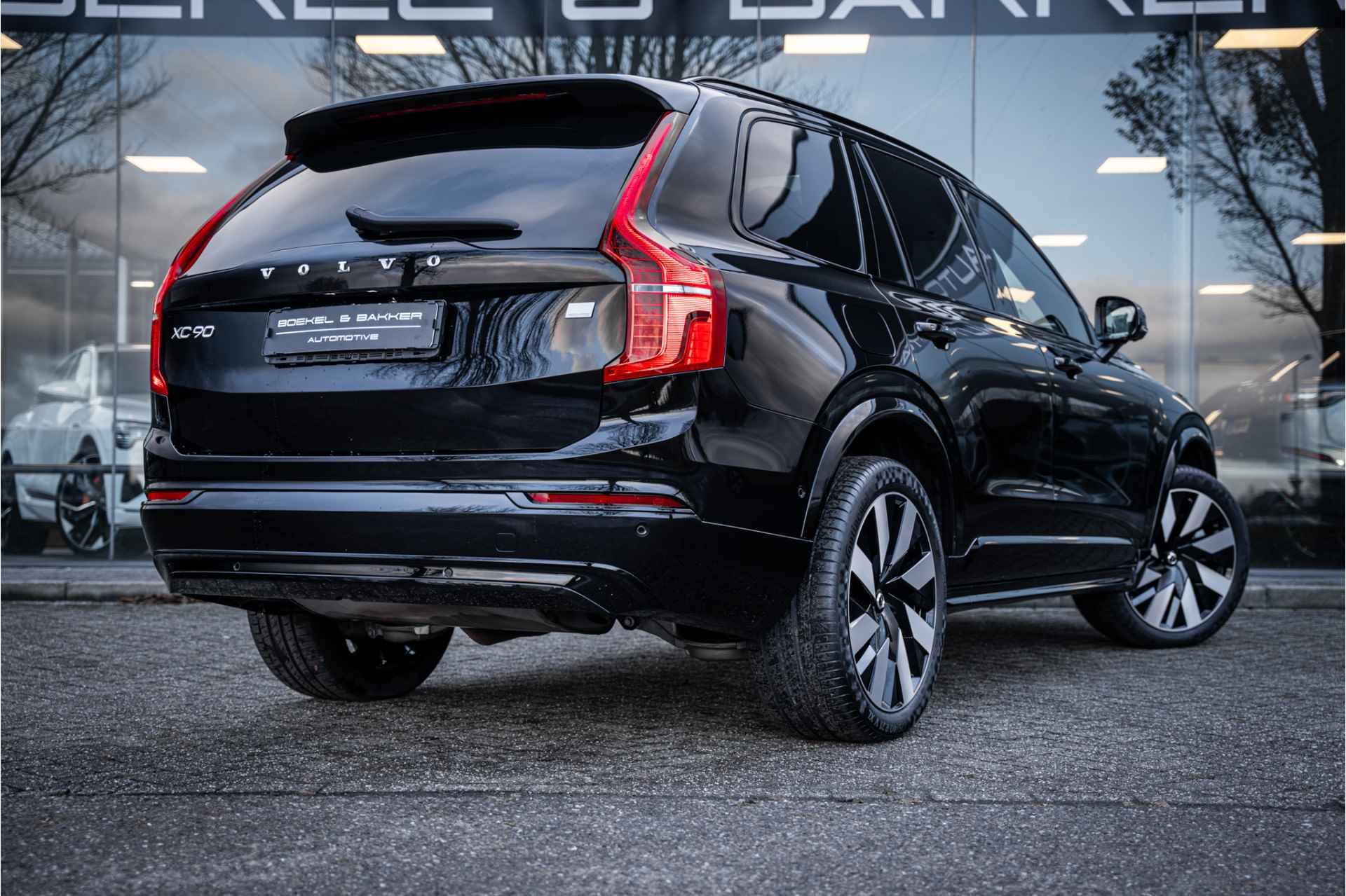 Volvo XC90 T8 Recharge AWD ULTRA DARK - LONG RANGE - B&W- LUCHTVERING-Trekhaak wegklapbaar - Panoramadak - - 39/85