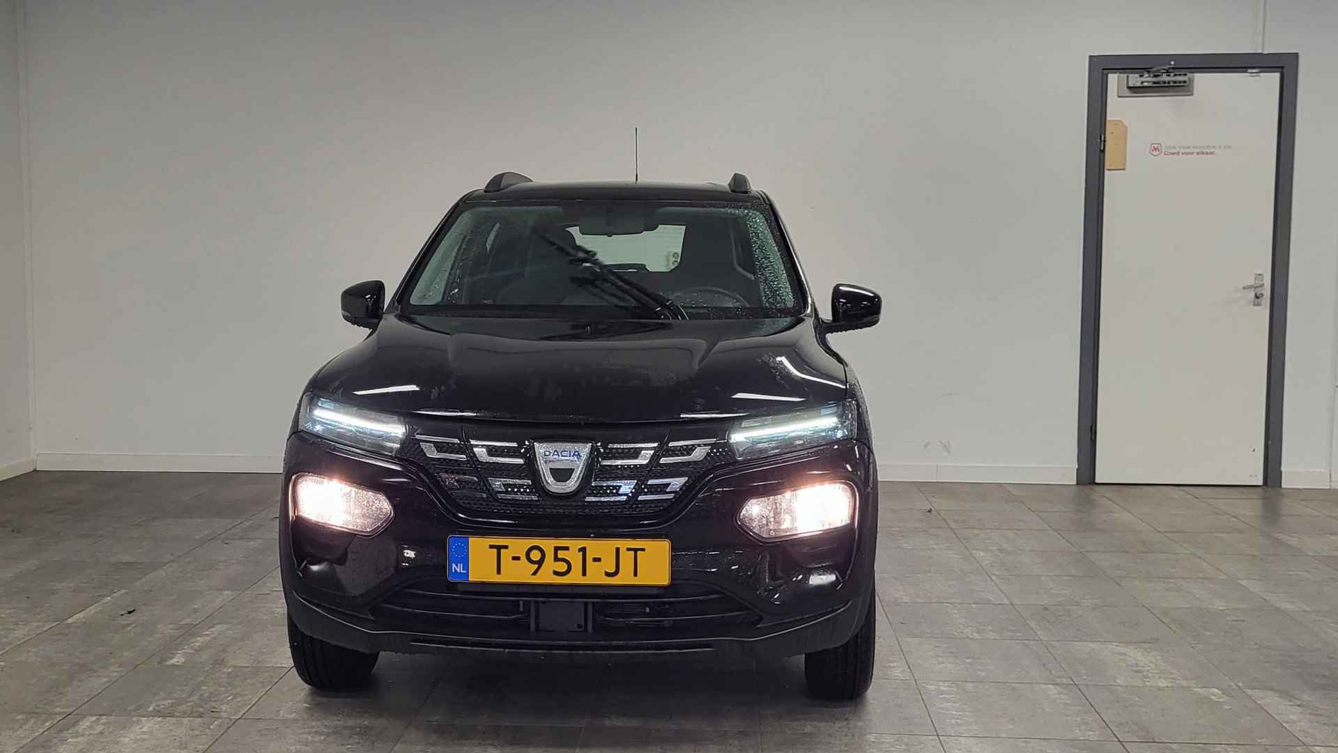 Dacia Spring Essential 27 kWh | DC lader | PARKEERSENSOREN - 4/19