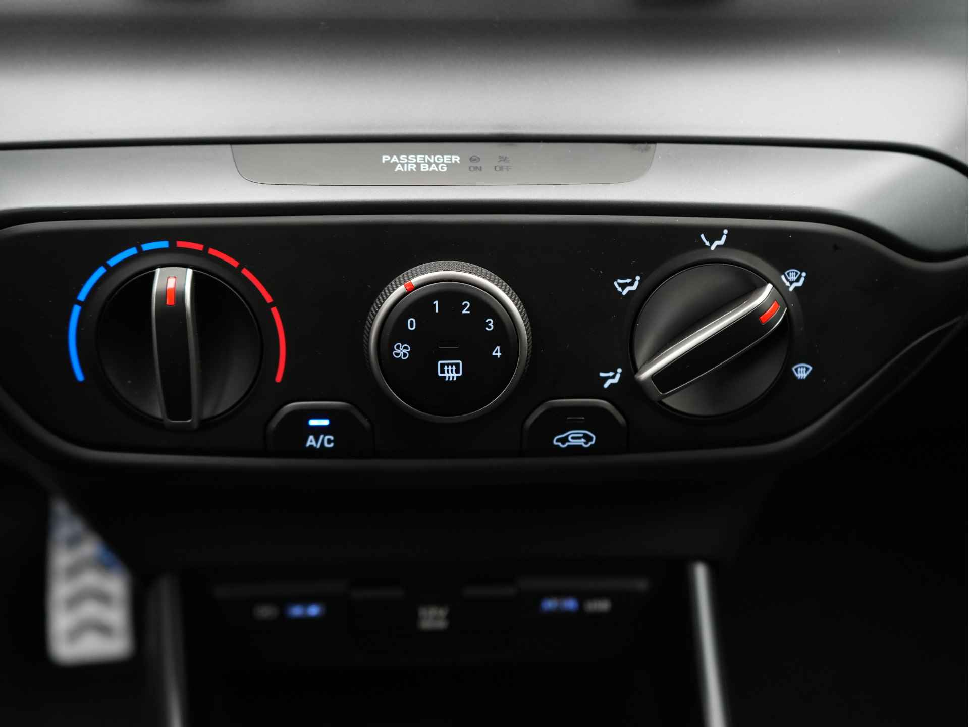 Hyundai Bayon 1.0 T-GDI Comfort Met Apple Carplay Navigatie, Airconditioning en Cruise Control Uit voorraad leverbaar! - 22/38