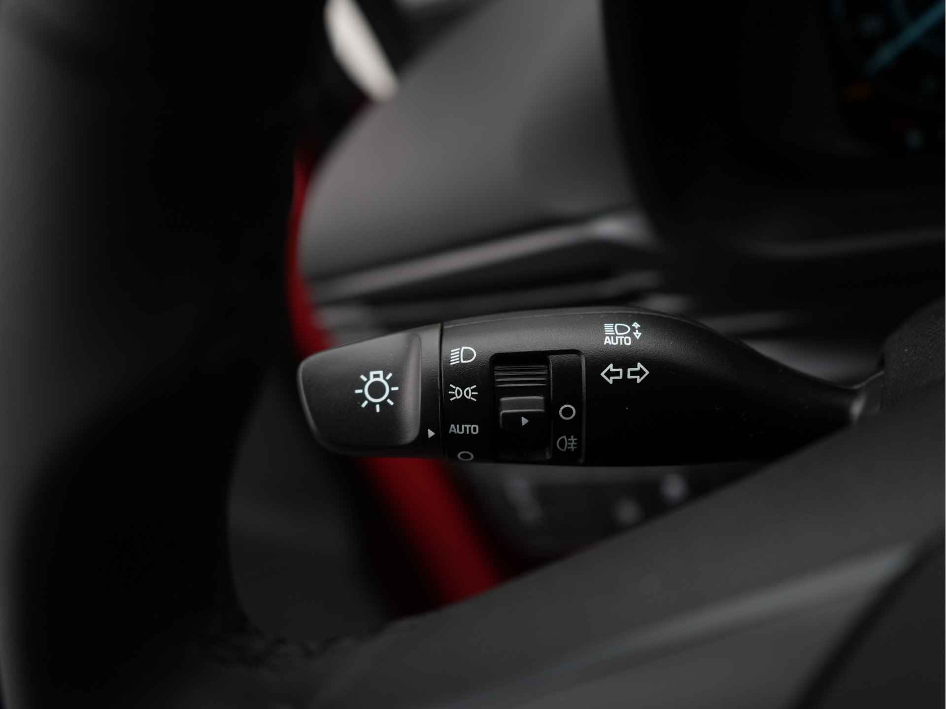Hyundai Bayon 1.0 T-GDI Comfort Met Apple Carplay Navigatie, Airconditioning en Cruise Control Uit voorraad leverbaar! - 33/38