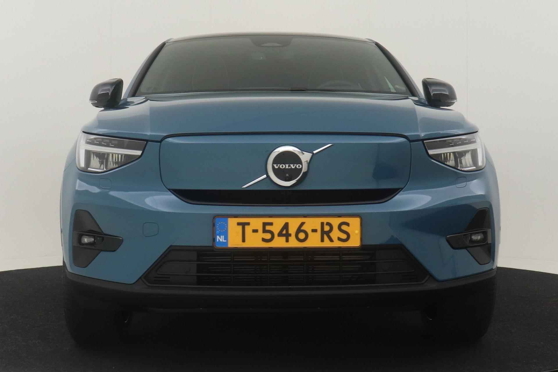 Volvo C40 RECHARGE TWIN ULTIMATE Climate Line, Extra Getint Glas & 20" Lichtmetalen Velgen - 9/125