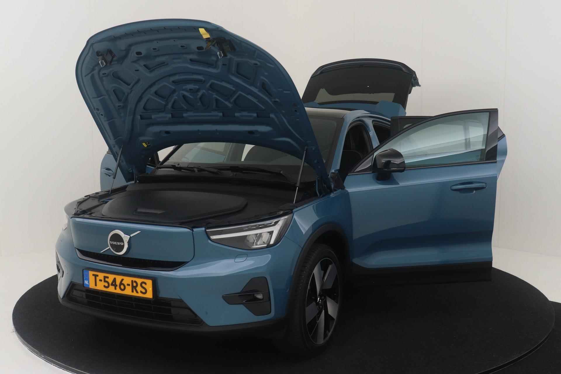 Volvo C40 RECHARGE TWIN ULTIMATE Climate Line, Extra Getint Glas & 20" Lichtmetalen Velgen - 17/125