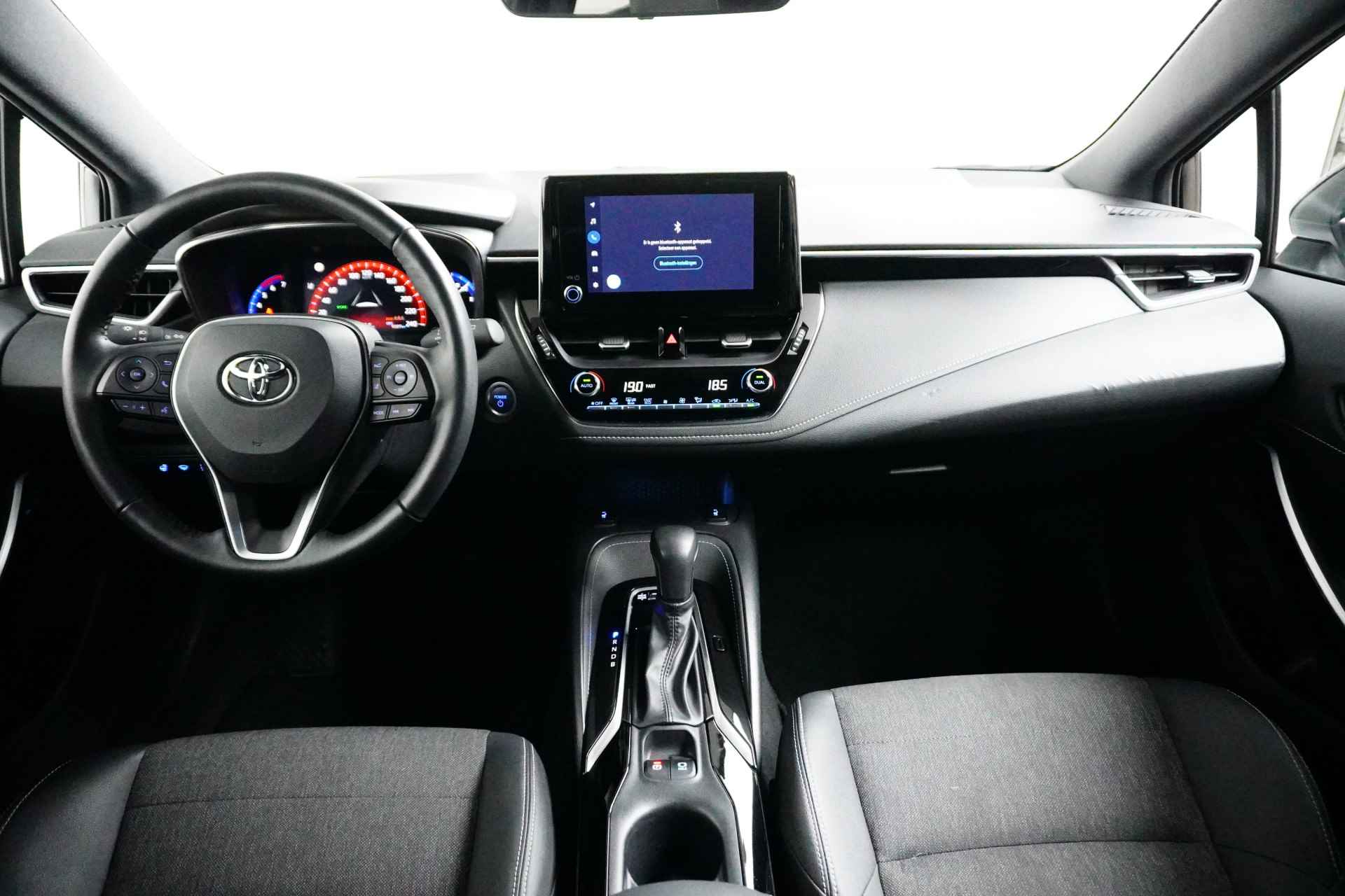 Toyota Corolla Touring Sports 1.8HYBRID STYLE BI-TONE | ELEKTR KLEP | CAMERA | ADAPTIVE CRUISE | STOELVERWARMING | HEAD UP DISPLAY | 17'' LMV | - 6/30