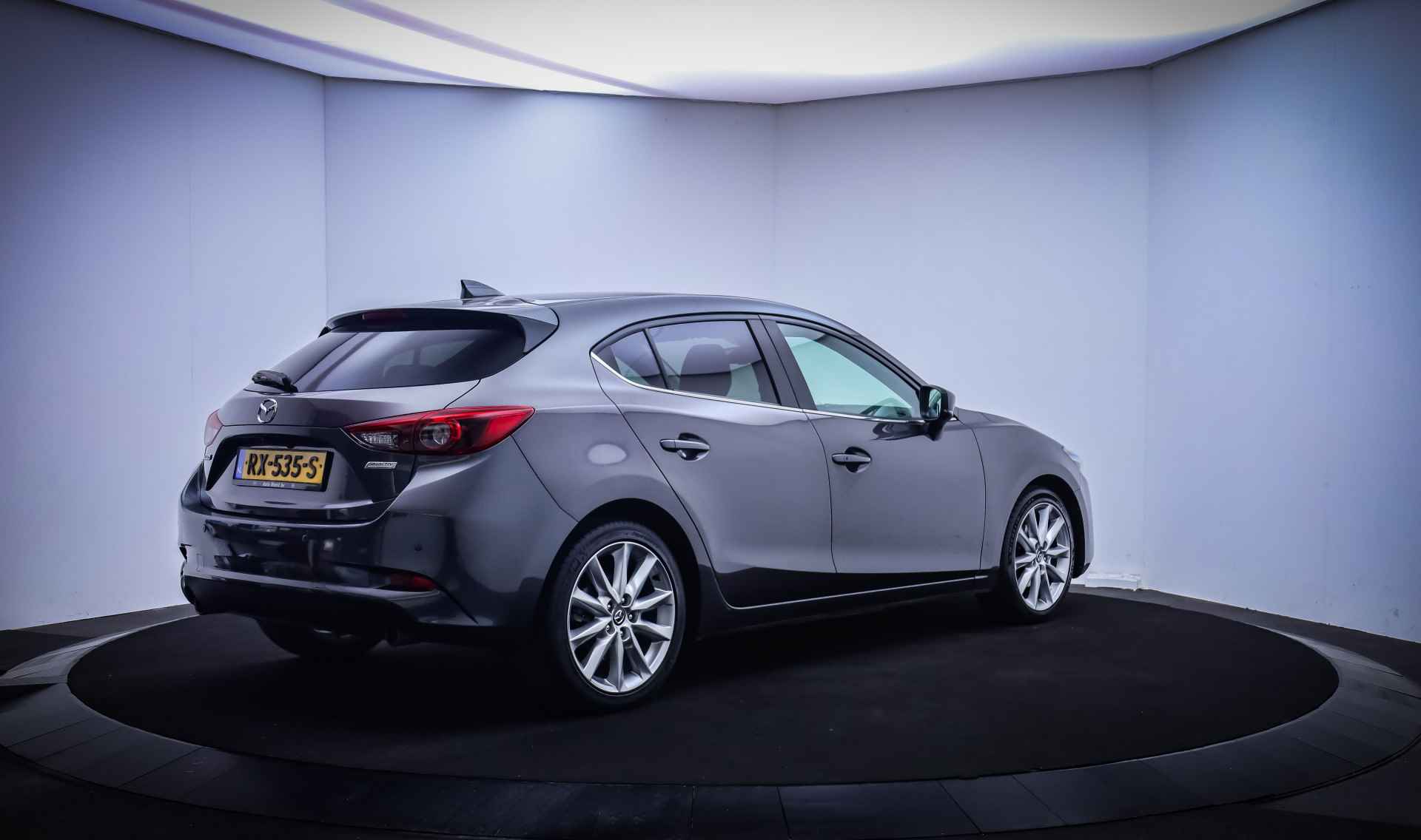 Mazda 3 2.0 Aut. GT-M SkyActiv FULL LED/CAMERA/CARPLAY/BOSE/LEDER/STUUR+STOELVERW./NAVI/HEAD UP/CLIMA/ACC/LMV 18'' - 5/27