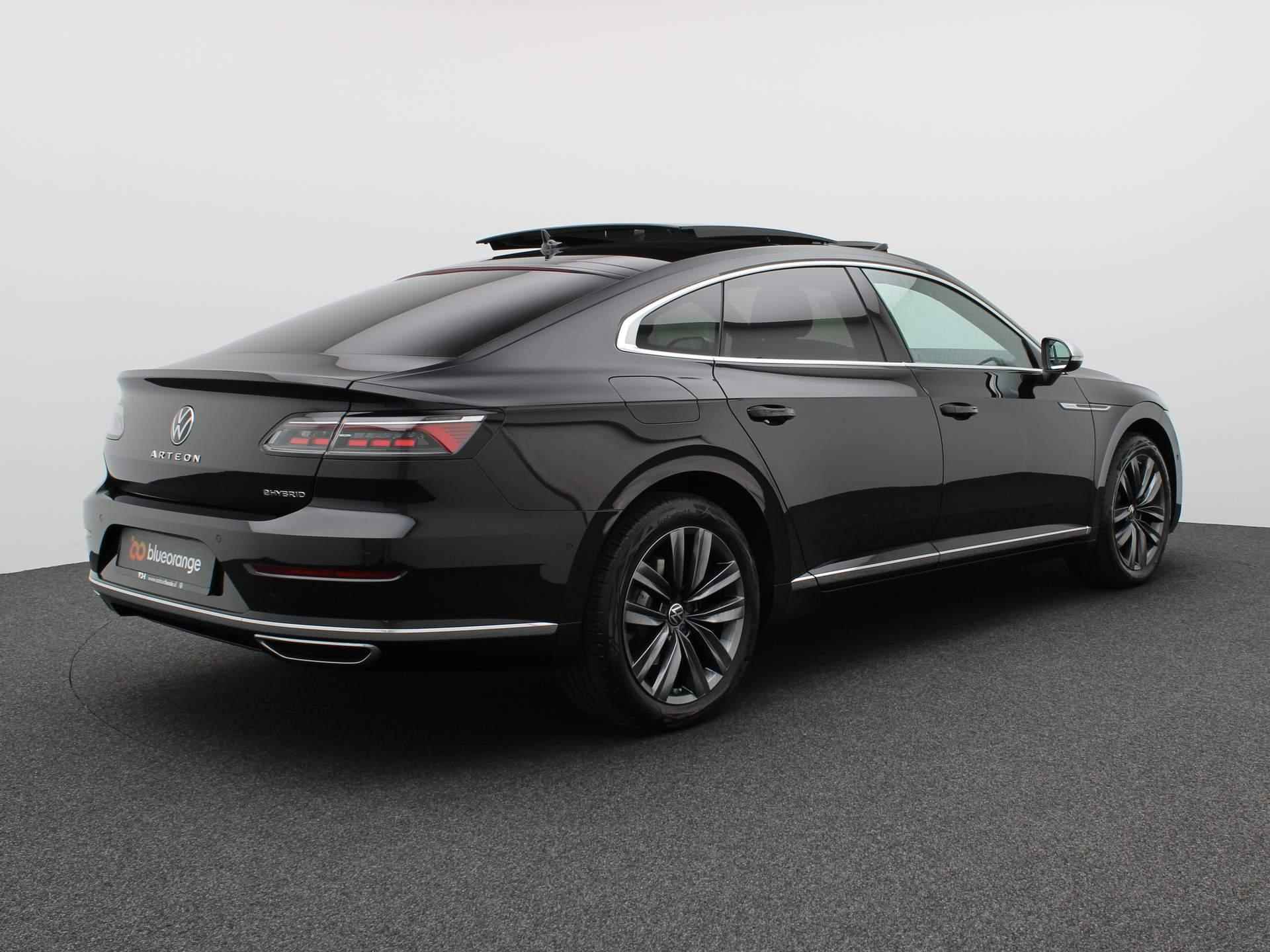 Volkswagen Arteon 1.4 TSI eHybrid Elegance 218PK DSG Panoramadak, leder, standkachel, achteruitrijcamera, head-up, winterpakket Plus, easy open, keyless, alarm, 18'' lichtmetaal - 3/58