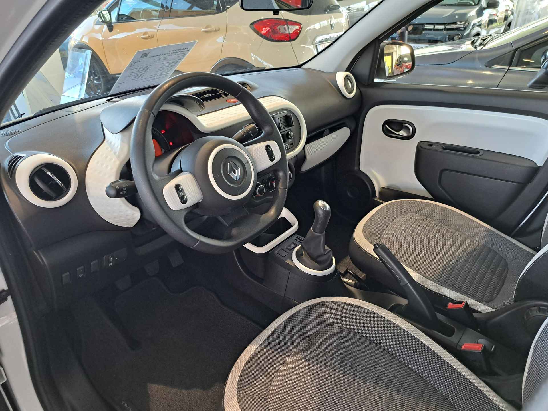 Renault Twingo 1.0 SCe Collection | Airco | Radio-bluetooth | Electr ramen | Centrale Vergrendeling | incl. Bovag rijklaarpakket met 12 maanden garantie | - 4/22