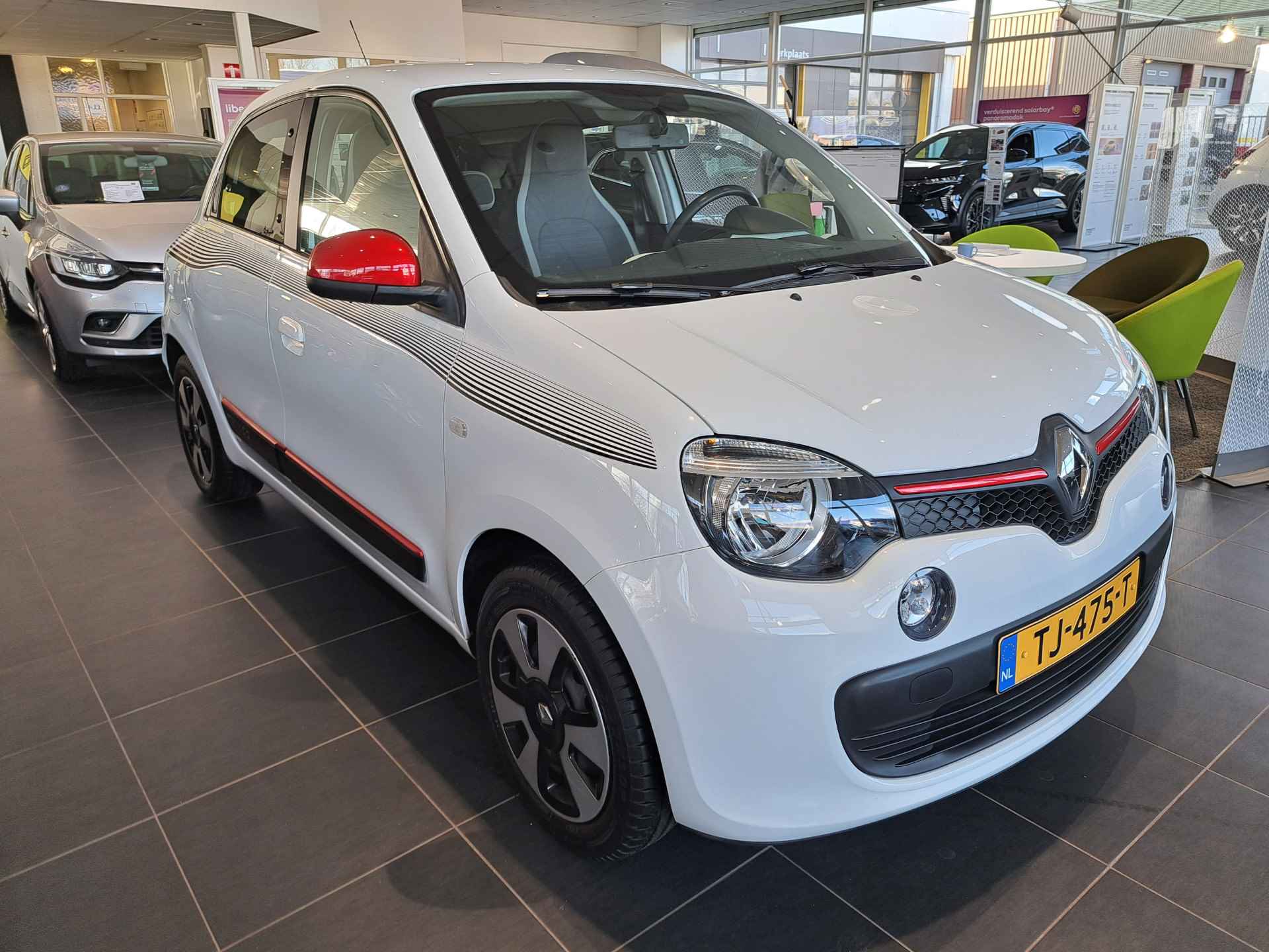 Renault Twingo 1.0 SCe Collection | Airco | Radio-bluetooth | Electr ramen | Centrale Vergrendeling | incl. Bovag rijklaarpakket met 12 maanden garantie | - 8/22