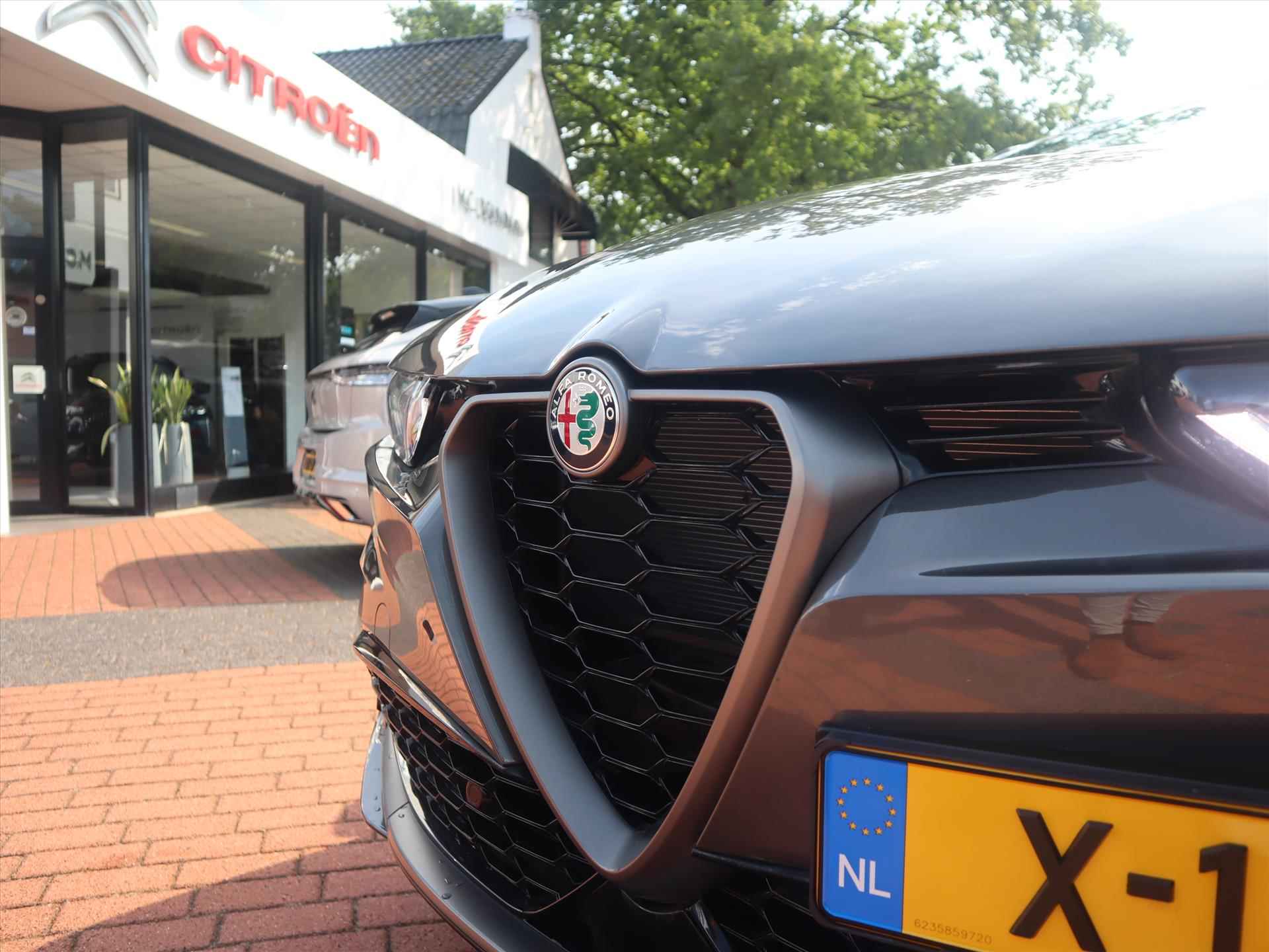 ALFA ROMEO Tonale Plug-In-Hybrid 280PK Q4 Automaat 7 Edizione Speciale, Rijklaarprijs | Stuurverwarming | Camera | Stoelverwarming | 20 inch wielen - 55/73