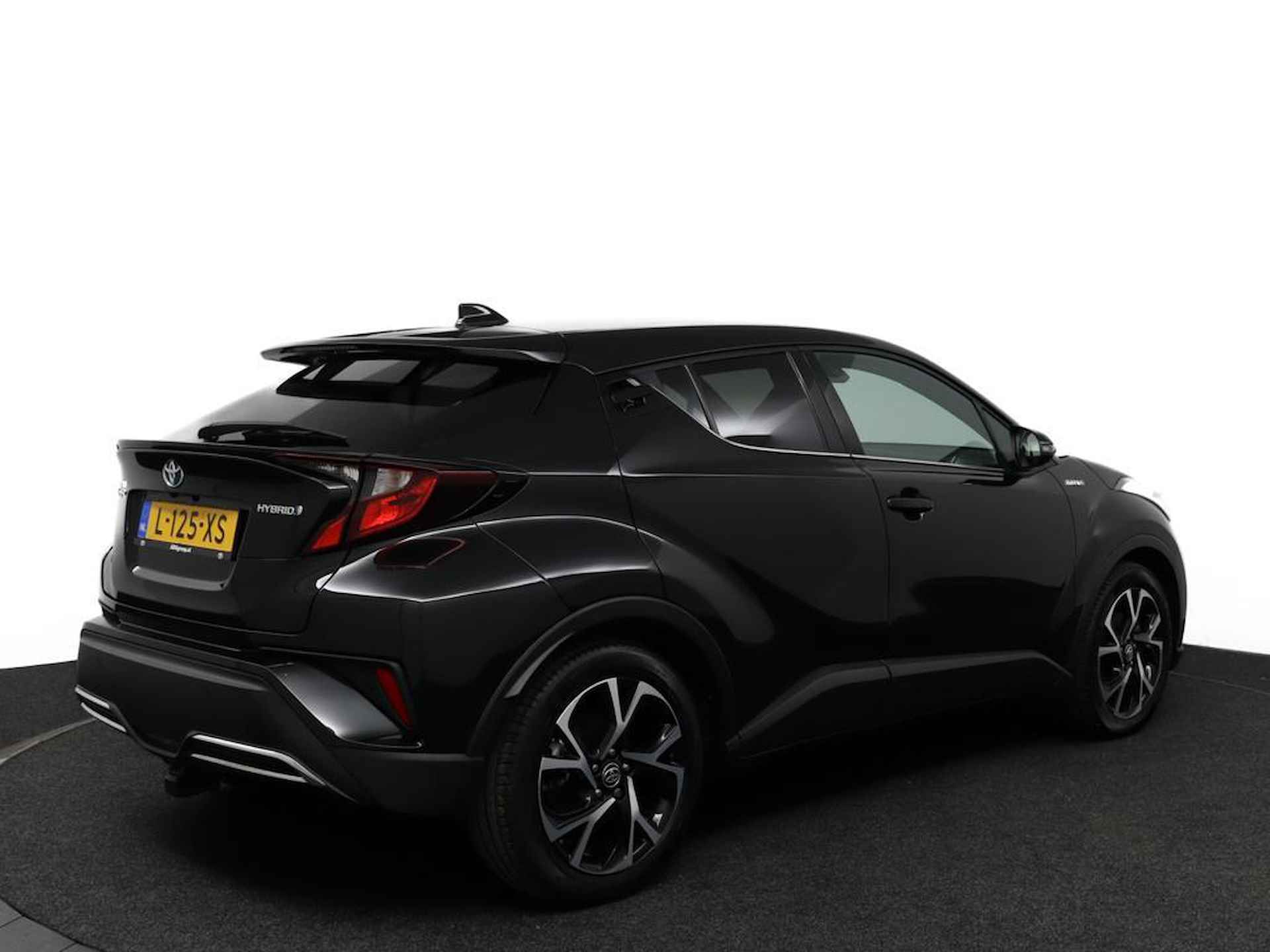 Toyota C-HR 2.0 Hybrid Style | Adaptive Cruise Control | Navigatie | Apple Carplay | Android Auto | Parkeersensoren | Achteruitrijcamera | Trekhaak | - 2/54