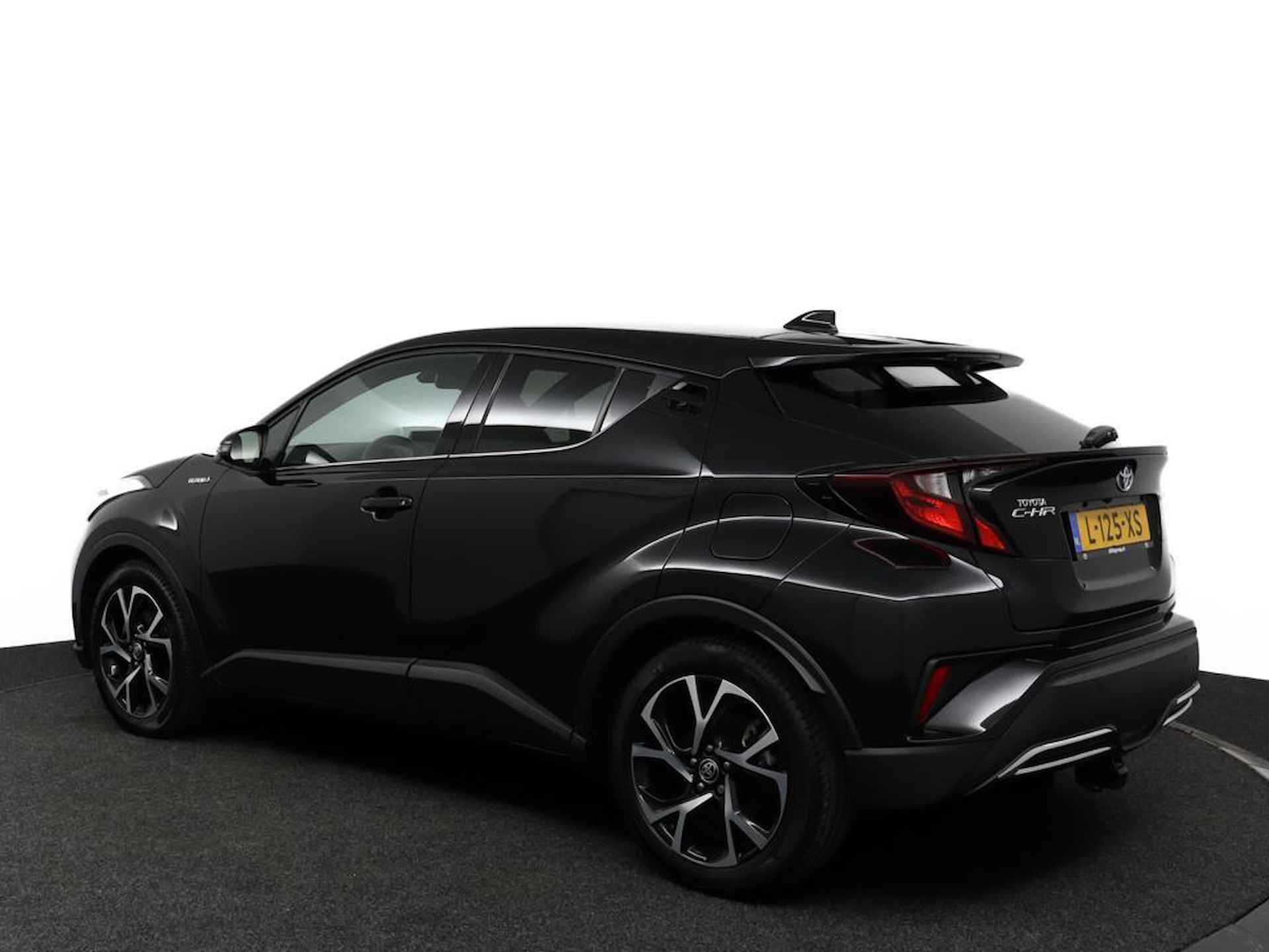 Toyota C-HR 2.0 Hybrid Style | Adaptive Cruise Control | Navigatie | Apple Carplay | Android Auto | Parkeersensoren | Achteruitrijcamera | Trekhaak | - 12/54