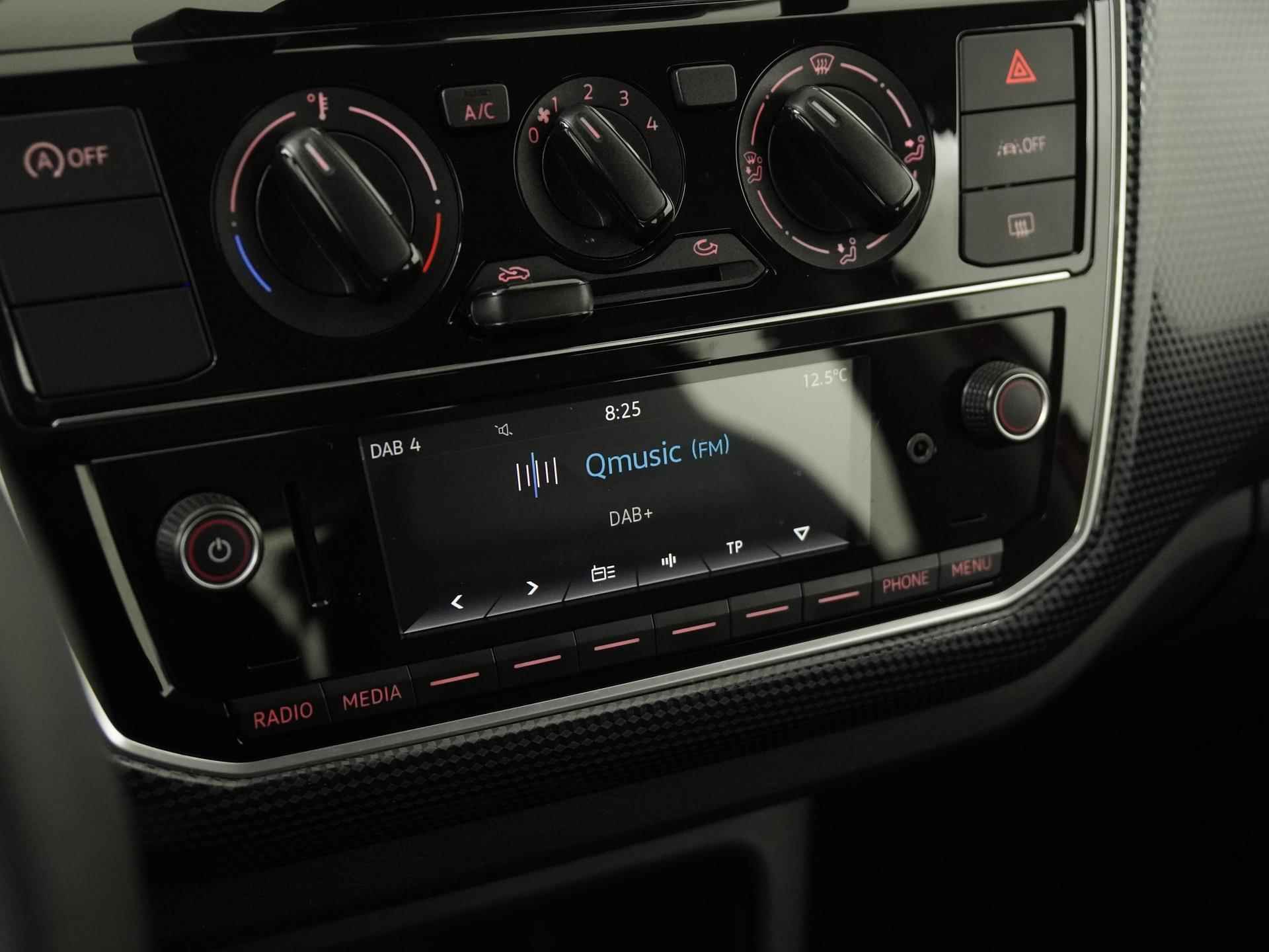Volkswagen up! 1.0 | Airco | Bluetooth | Zondag Open! - 13/29