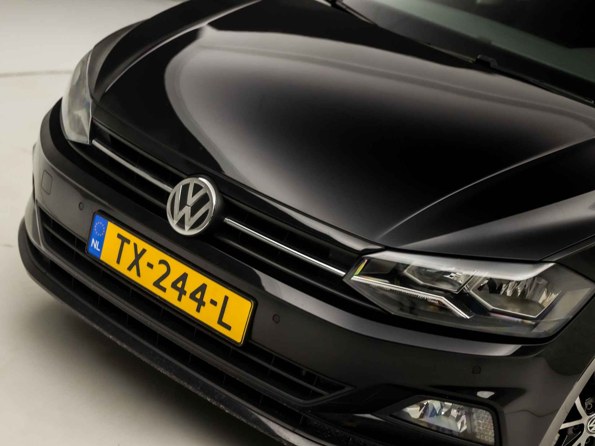 Volkswagen Polo 1.0 TSI Sportline (DIGITAL COCKPIT, GROOT NAVI, CLIMATE, LM VELGEN, SPORTSTOELEN, ADAPTIVE CRUISE, PARKEERSENSOREN, NIEUWSTAAT) - 28/32