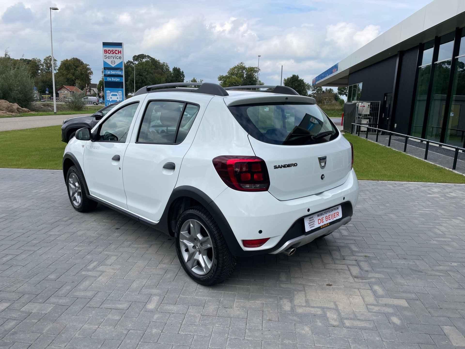 Dacia Sandero 1.0 TCe Stepway 100pk Navi I Camera I Cruise - 4/43