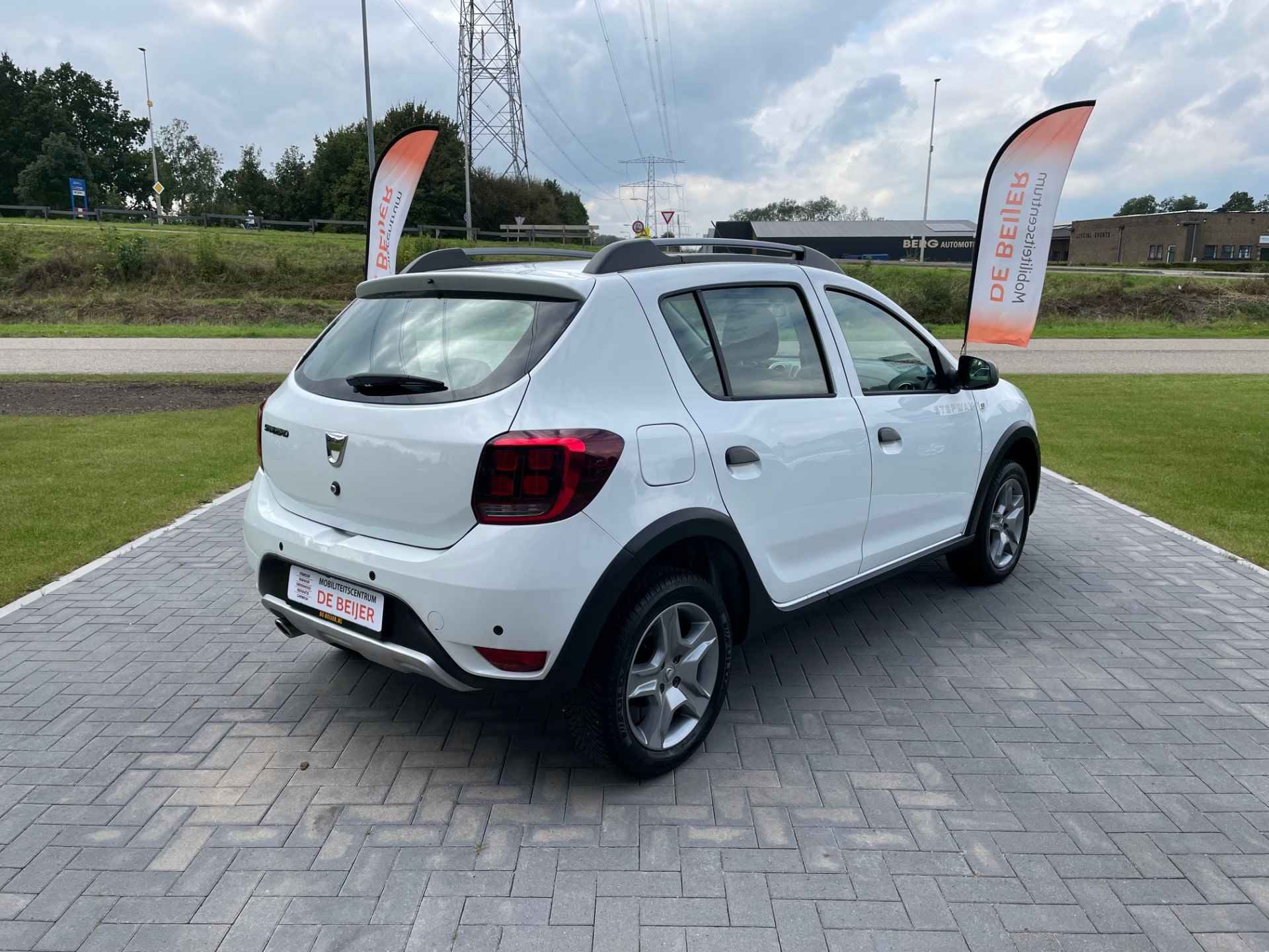 Dacia Sandero 1.0 TCe Stepway 100pk Navi I Camera I Cruise - 6/43