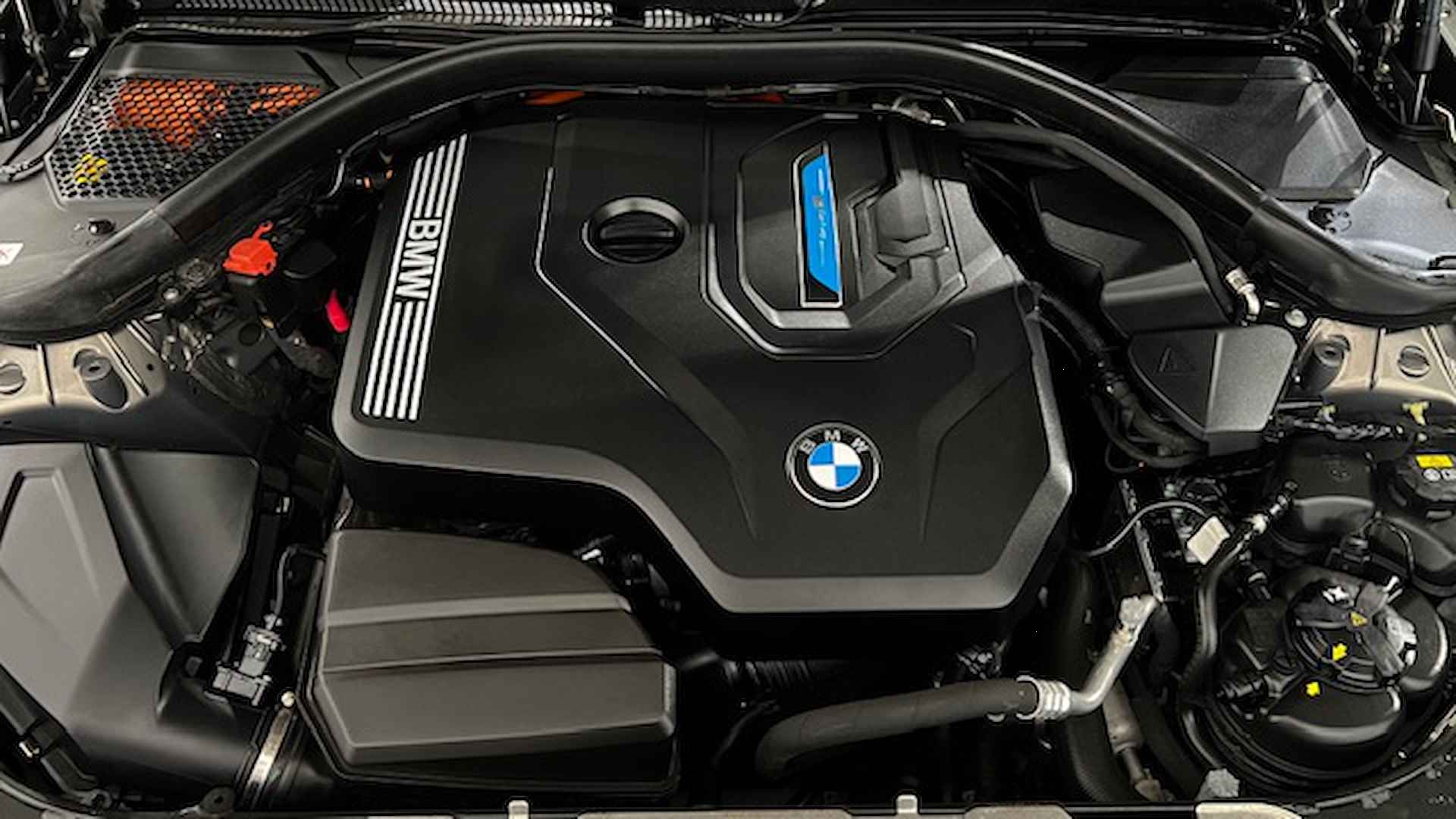 BMW 3-Serie Touring (g21) 330e 292pk xDrive Aut Business Edition Plus - 52/68