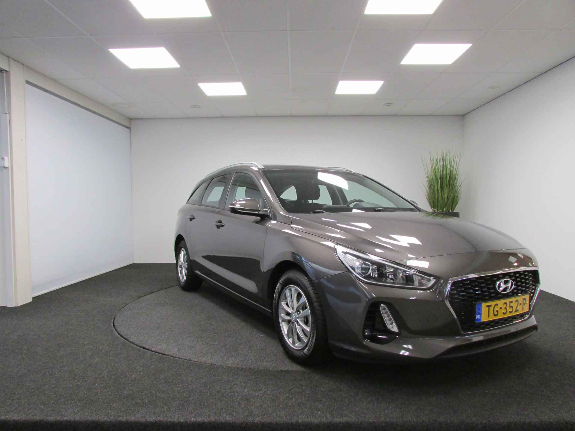 Hyundai i30 Wagon 1.0 T-GDI Comfort I Apple Carplay I Origineel NL-Auto I Achteruitrijcamera I BOVAG-Garantie I - 30/33