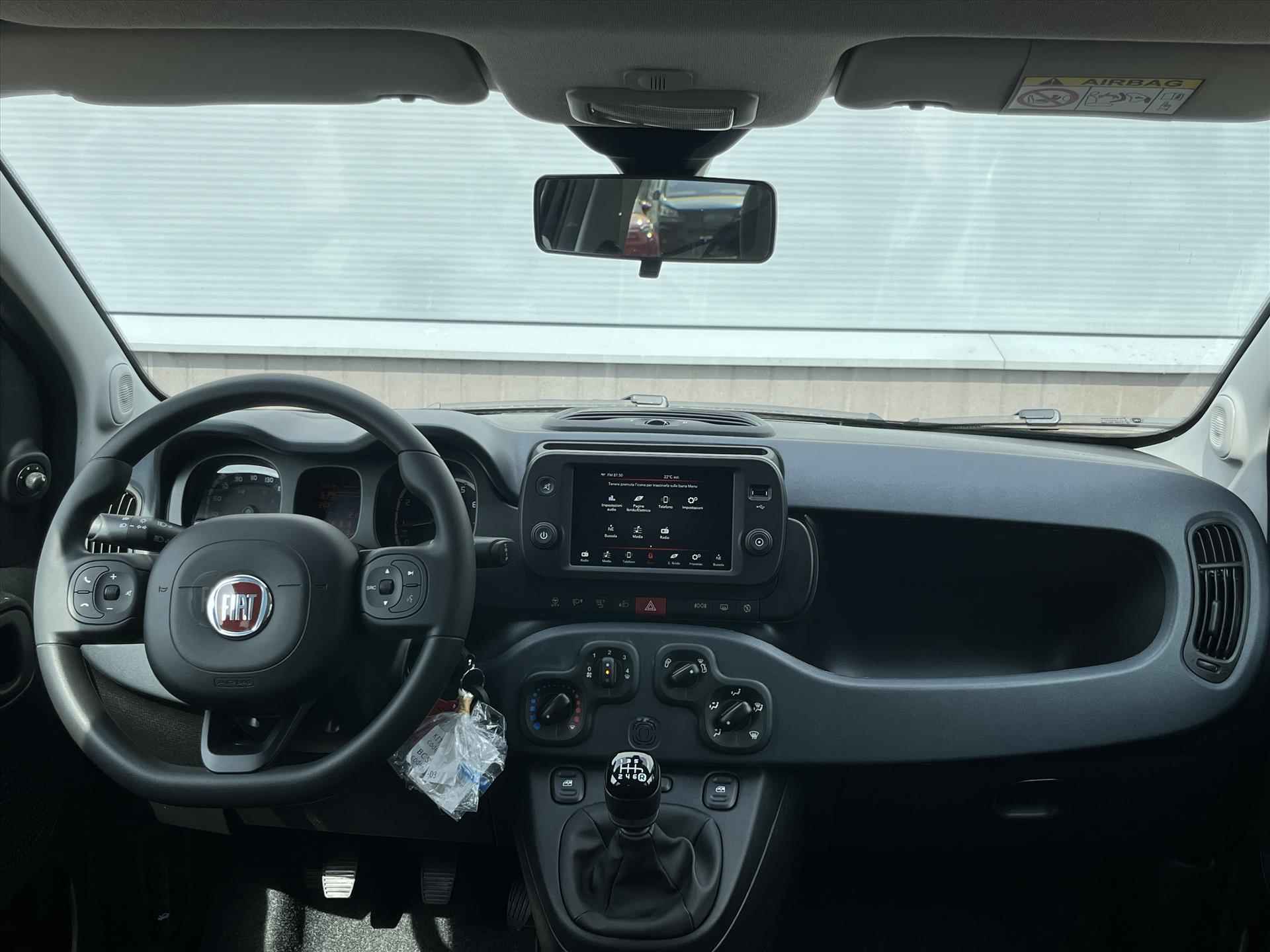 Fiat Panda 1.0 70pk Hybrid Cross | Carplay | Hoge zit | Airco | - 12/22