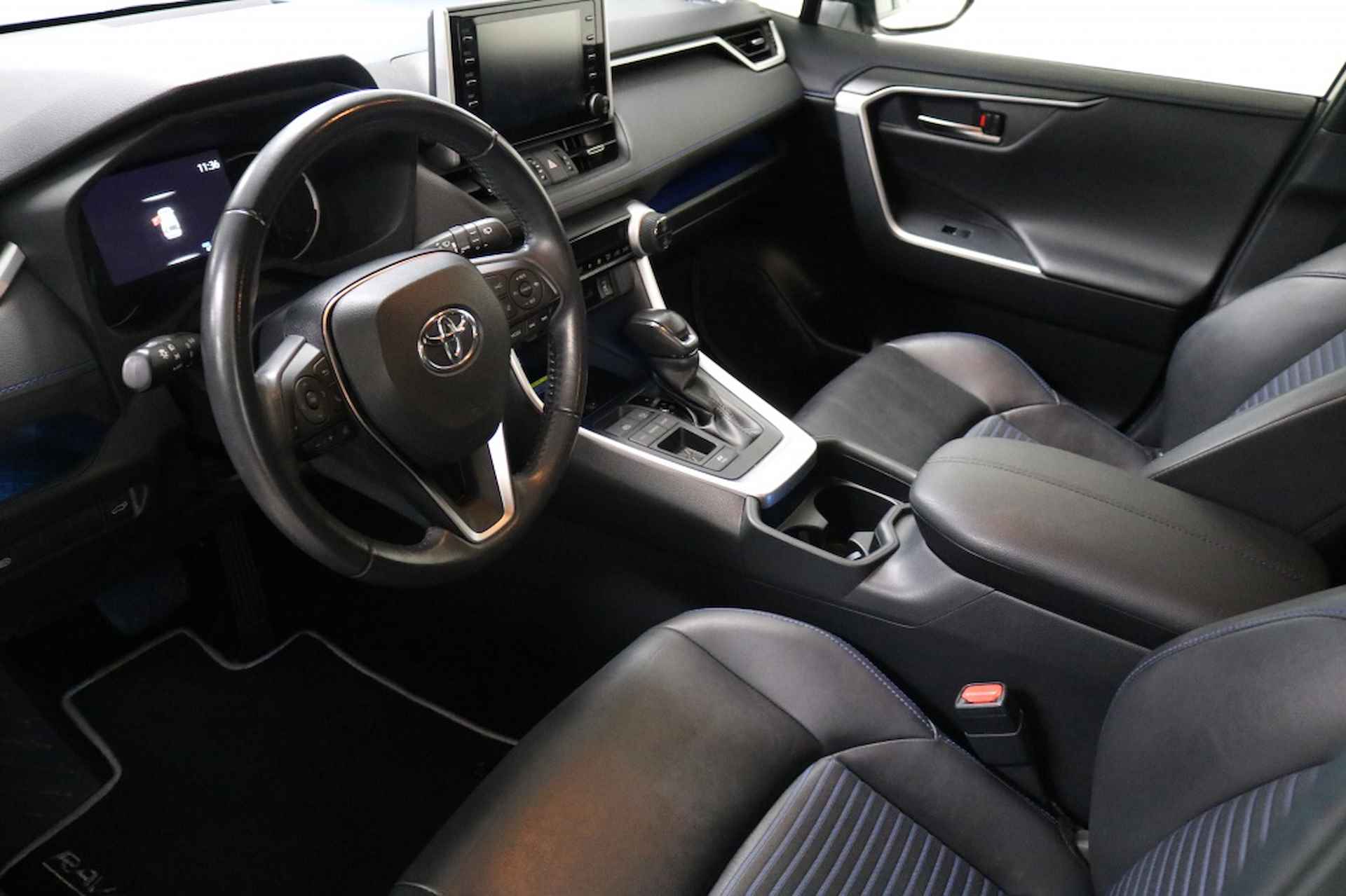 Toyota RAV4 2.5 Hybrid Bi-Tone - 11/37