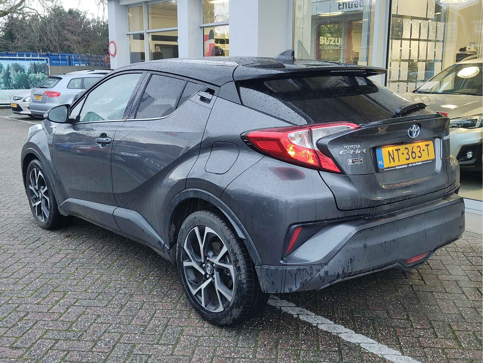 Toyota C-HR 1.8 HYBRID BI-TONE Adaptive Cruise | Navi | Stoelverwarming - 3/25