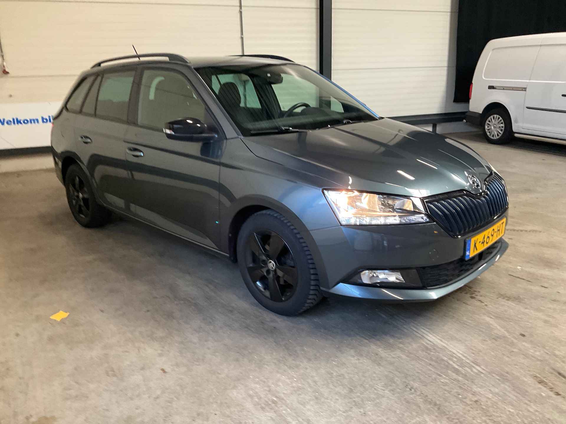 Škoda Fabia Combi 1.0 TSI 95 pk Sport Business | Navigatie | Keyless entry\start | Cruise control | - 2/6