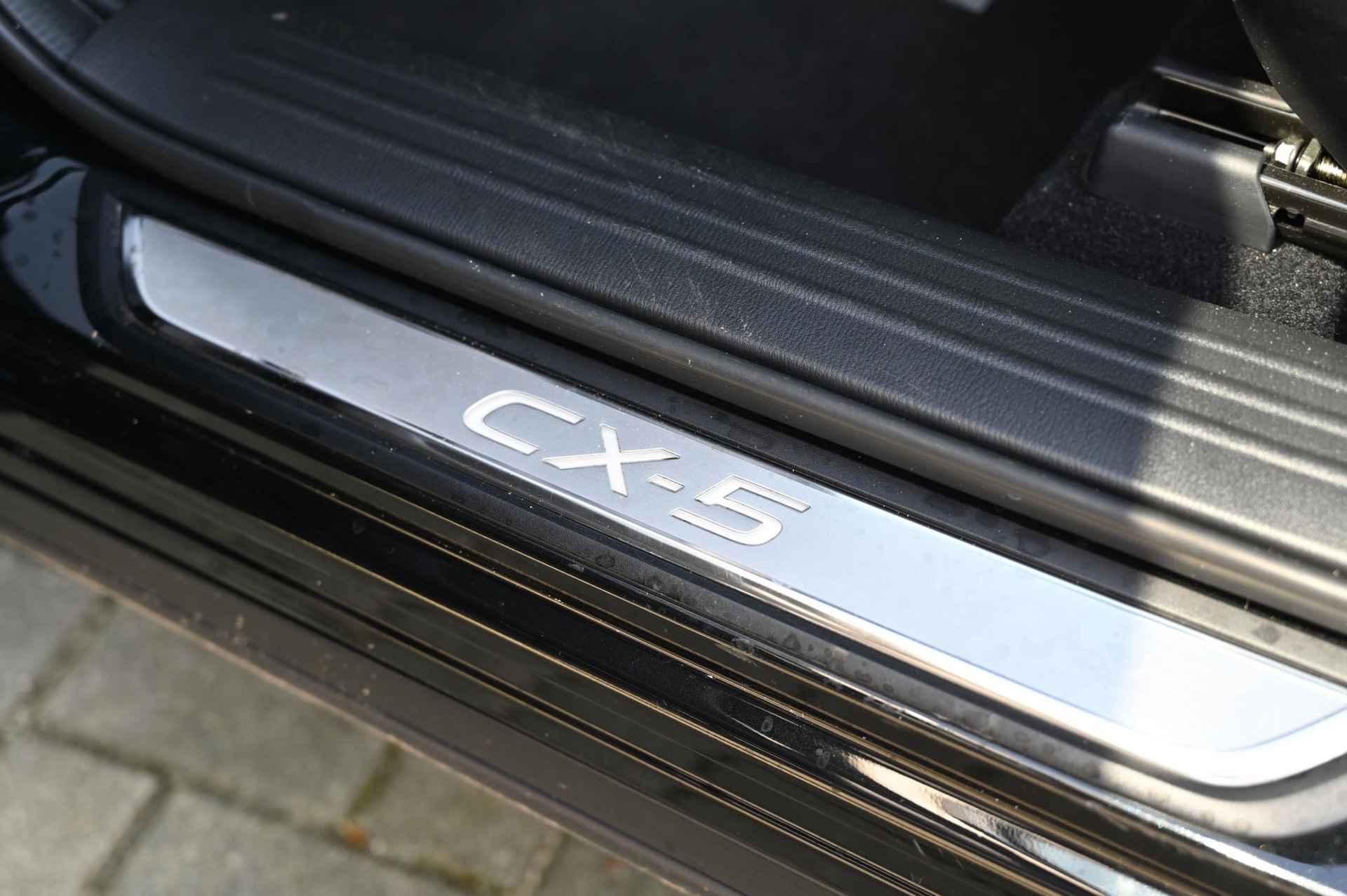 Mazda CX-5 SkyActiv-G 165 automaat Luxury met Wit leer *Trekhaak* *BTW auto* *Dealeronderhouden* - 18/54