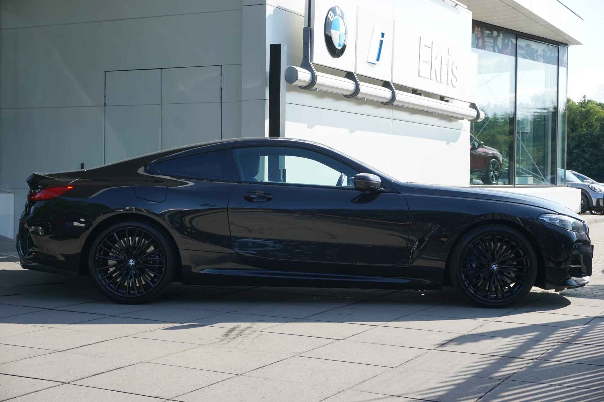 BMW 8 Serie Coupé M850i xDrive Aut. High Executive / M Sportpakket / 20" LMV / Co-Pilot / Laserlight | Showroom Sale - 4/42