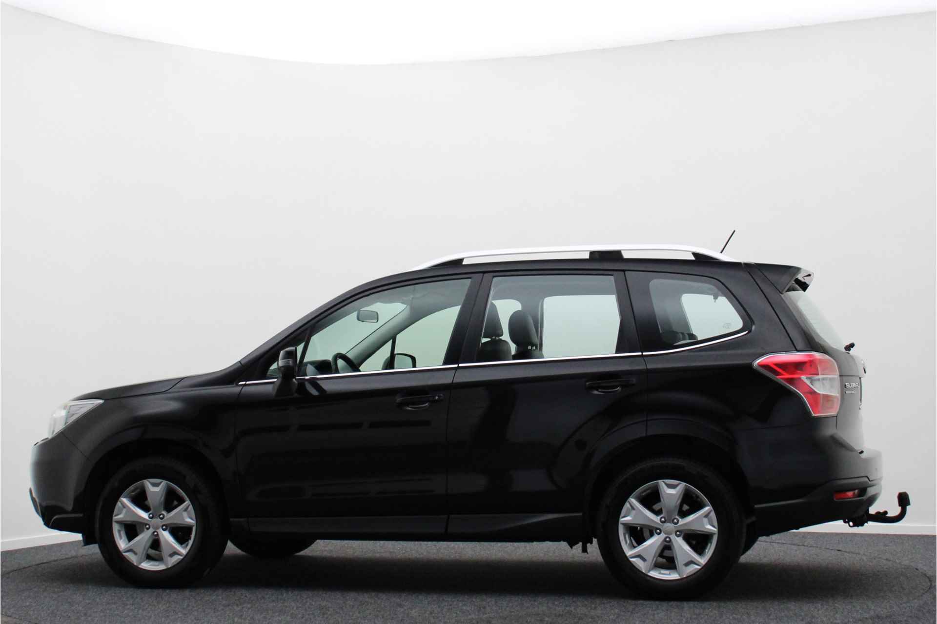 Subaru Forester 2.0 Luxury AWD Automaat Leer, Camera, Climate, Cruise, Navigatie, Stoelverwarming, Trekhaak, 17'' - 15/42