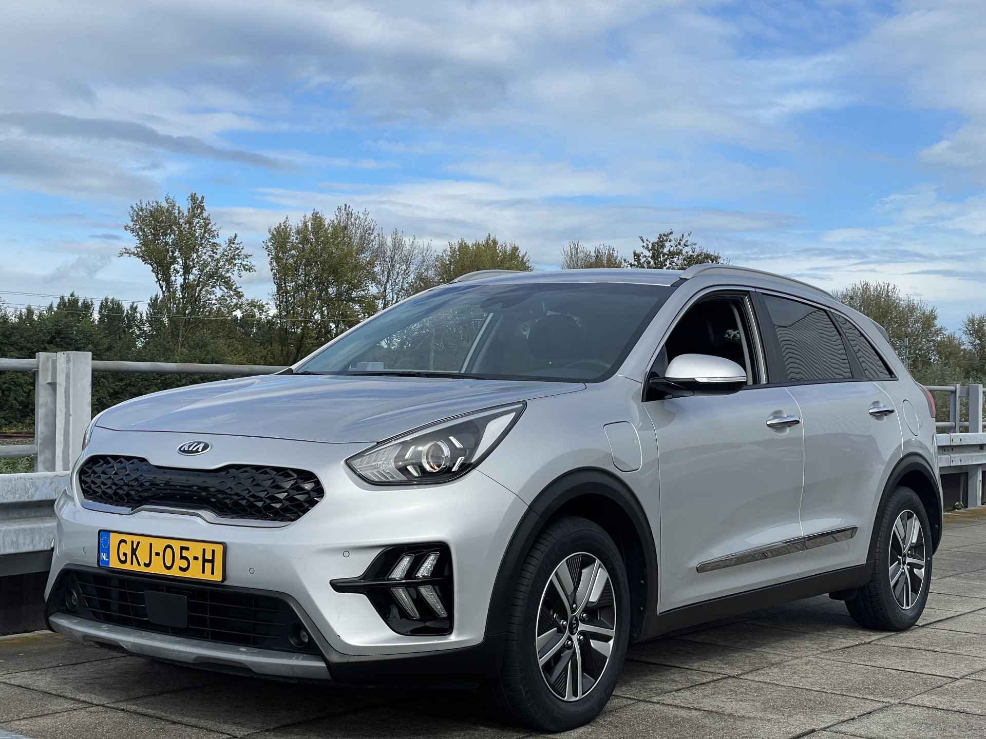 Kia Niro 1.6 GDi PHEV DynamicLine | Parkeercamera | Navigatie | Adaptive Cruise Control - 4/35