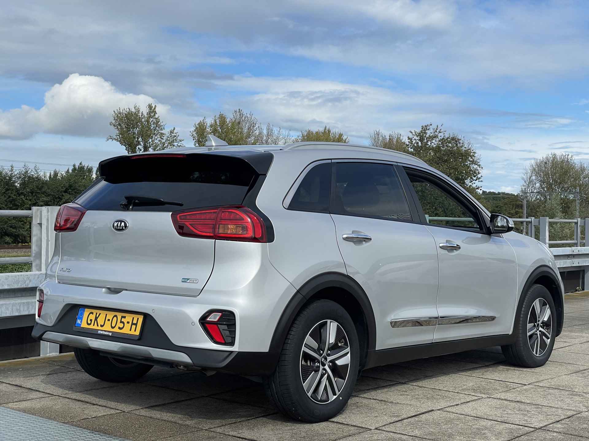 Kia Niro 1.6 GDi PHEV DynamicLine | Parkeercamera | Navigatie | Adaptive Cruise Control - 30/35