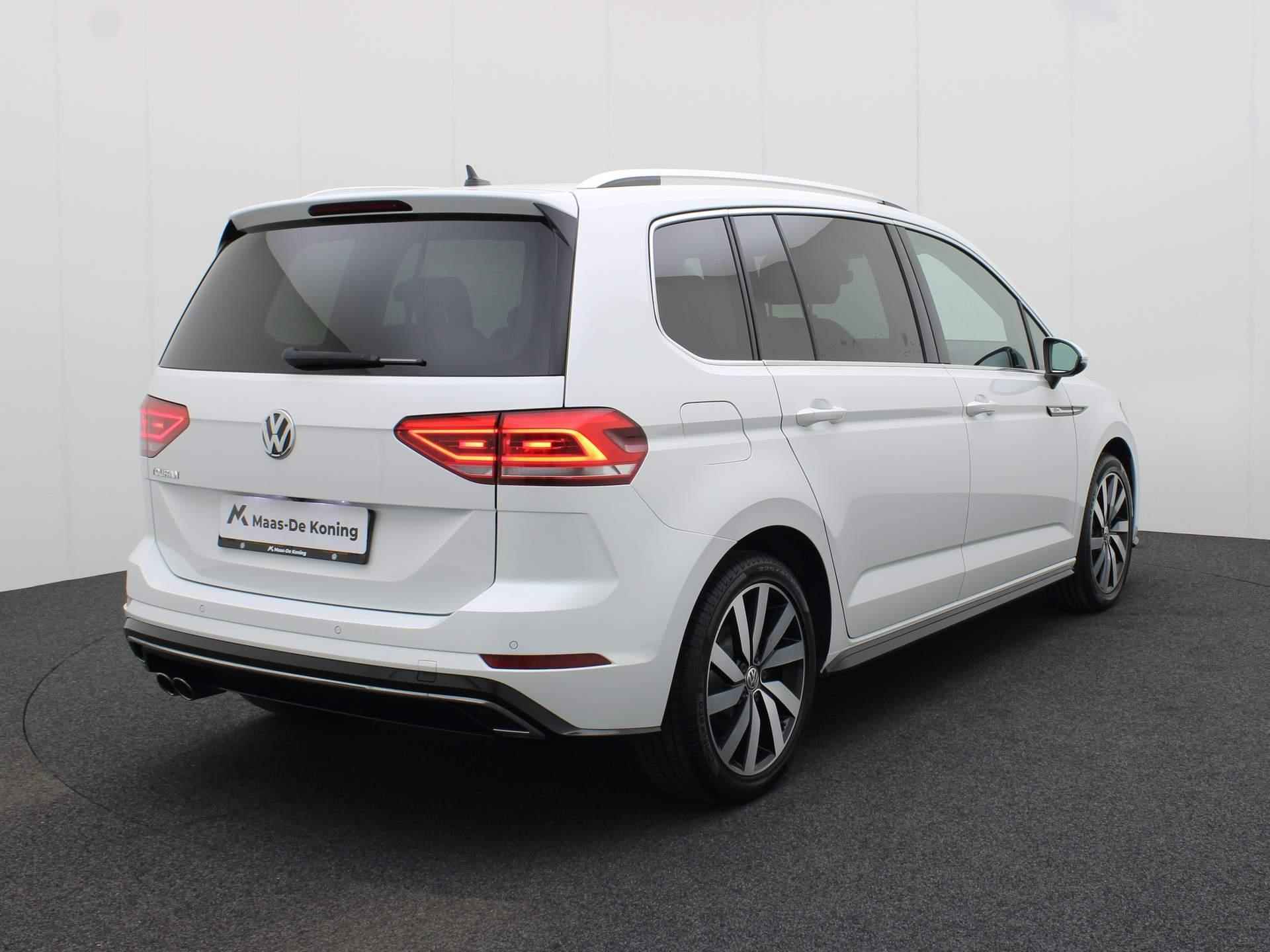 Volkswagen Touran 1.4 TSI Highline Edition R 7p | Trekhaak wegklapbaar | 7-persoons | Achteruitrijcamera | Navi | 18" LM velgen | Navi | Adaptieve cruisecontrol | - 5/44