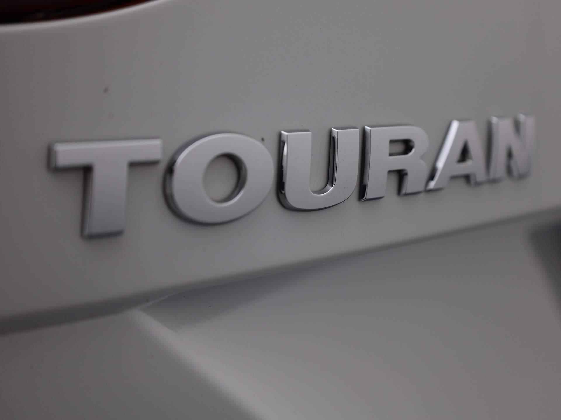 Volkswagen Touran 1.4 TSI Highline Edition R 7p | Trekhaak wegklapbaar | 7-persoons | Achteruitrijcamera | Navi | 18" LM velgen | Navi | Adaptieve cruisecontrol | - 9/44