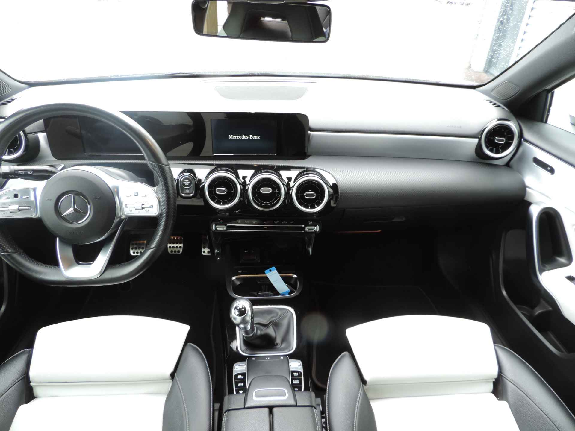 Mercedes-Benz A-Klasse 180 Business Solution AMG Upgrade auto is nieuw zeer mooi - 3/27