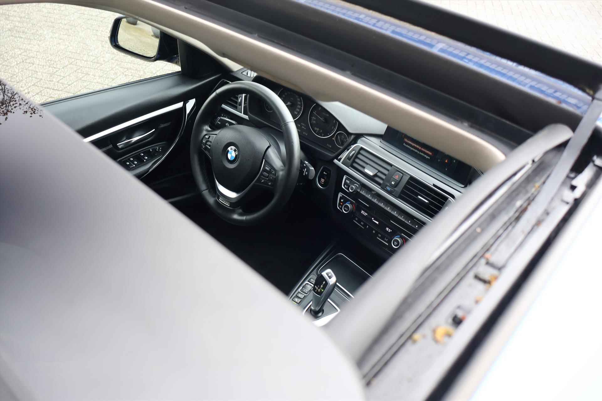 BMW 3-Serie Touring (f31) 318i LuxuryLine 136pk Aut I Navi I Pano I Camera I Trekhaak I Leder - 8/47