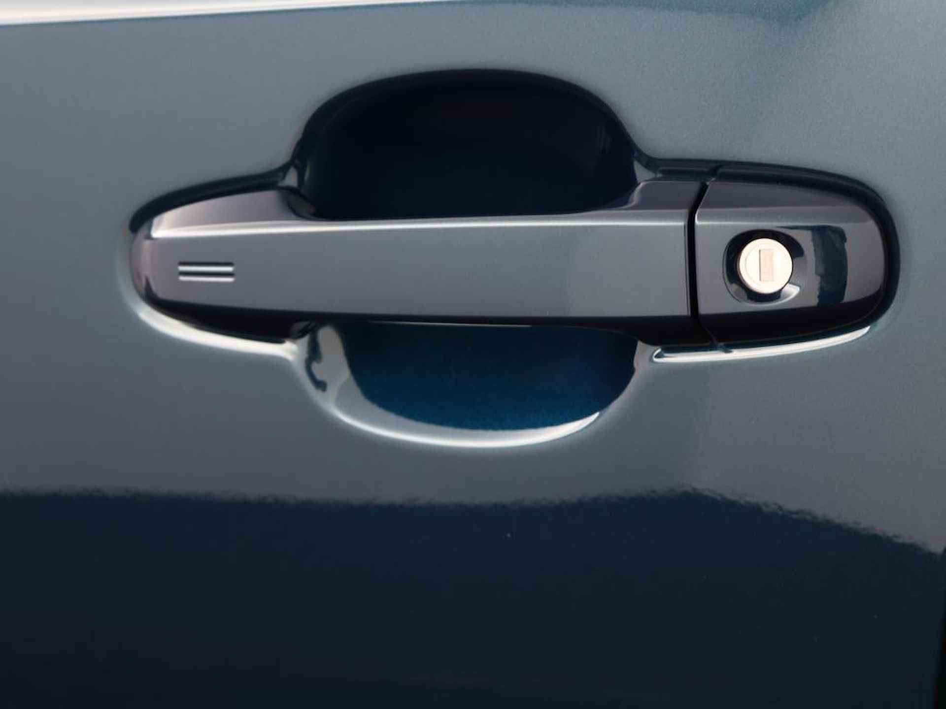 Toyota C-HR 2.0 Hybrid Dynamic | LED | Blind Spot Monitor | Navigatie via Apple Carplay | Android Auto | - 36/46