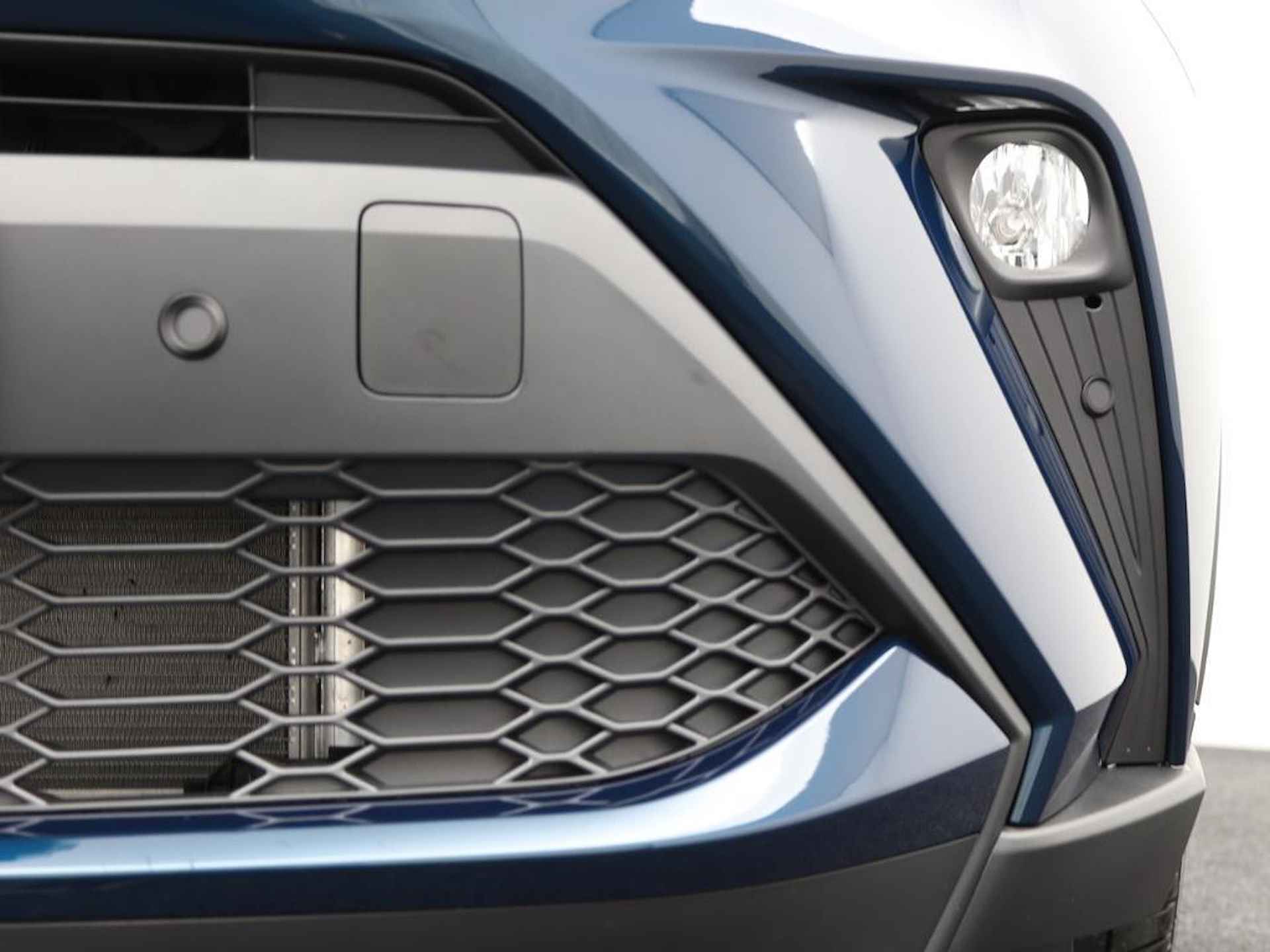 Toyota C-HR 2.0 Hybrid Dynamic | LED | Blind Spot Monitor | Navigatie via Apple Carplay | Android Auto | - 37/46