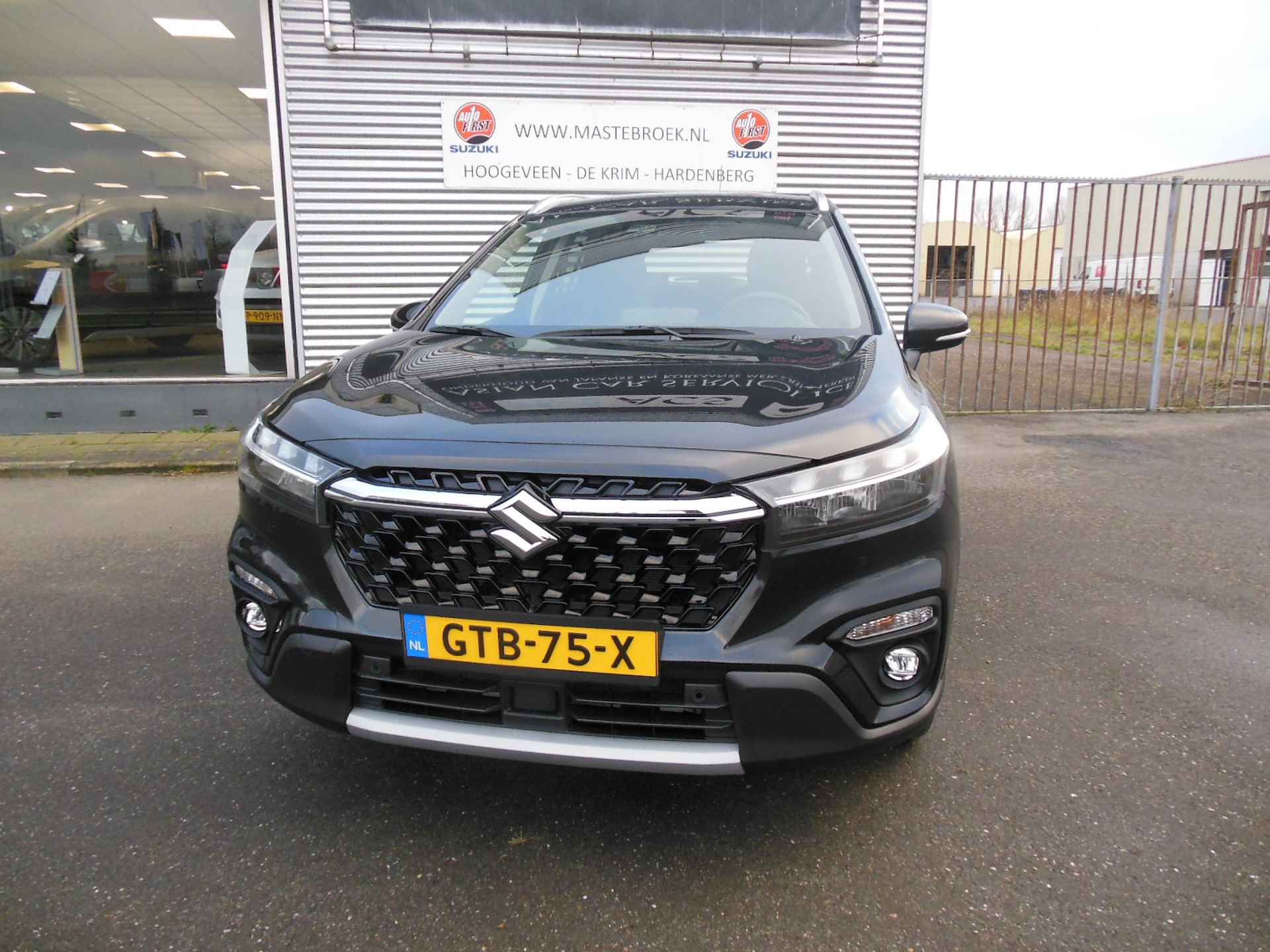 Suzuki S-Cross Full Hybrid 1.5 Hybrid Select Full Hybrid Staat in Hoogeveen - 9/25