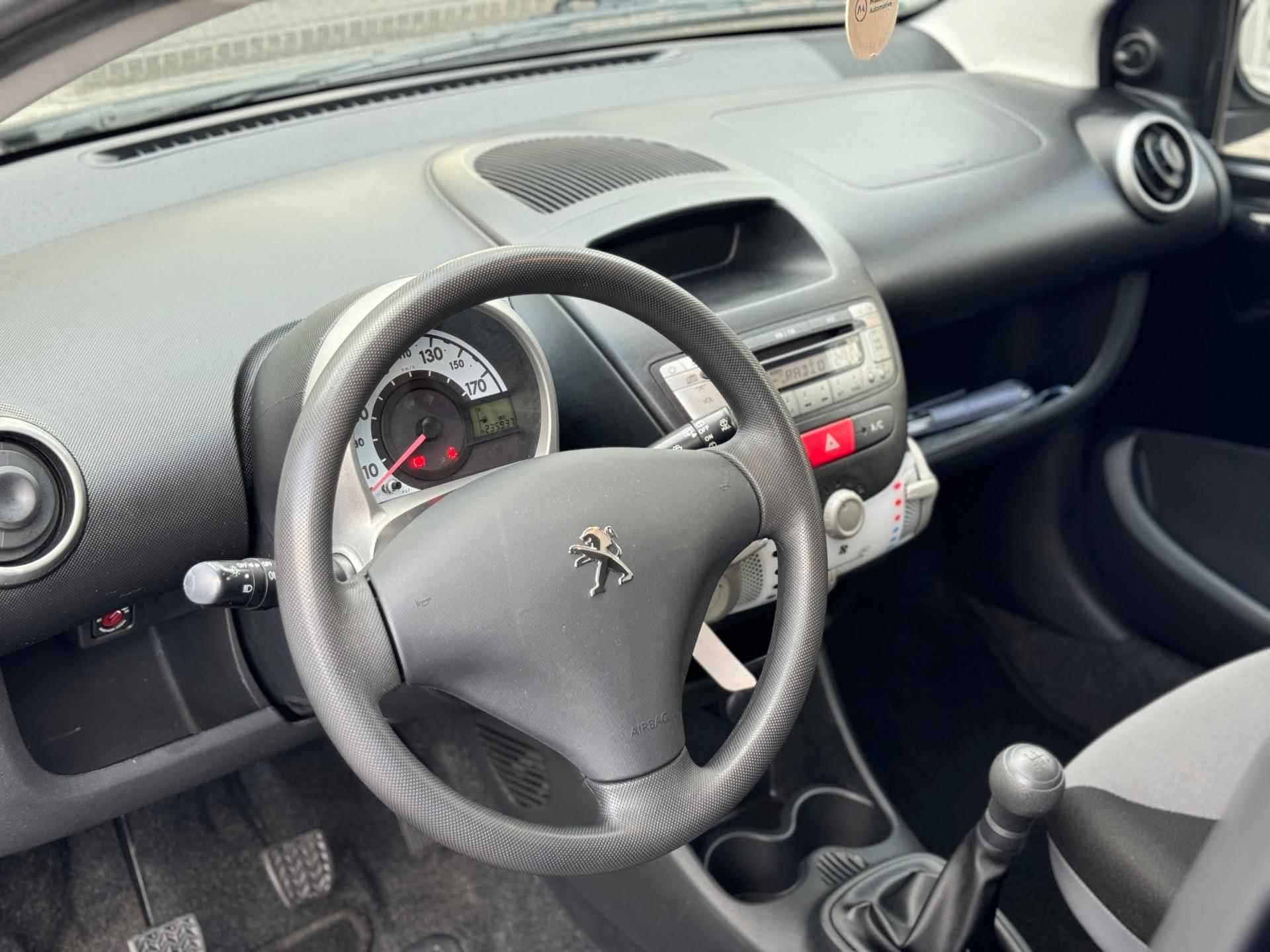 Peugeot 107 1.0 New APK Airco 2014 1e eig Volledig onderhouden Nieuwe type Zwart - 15/30