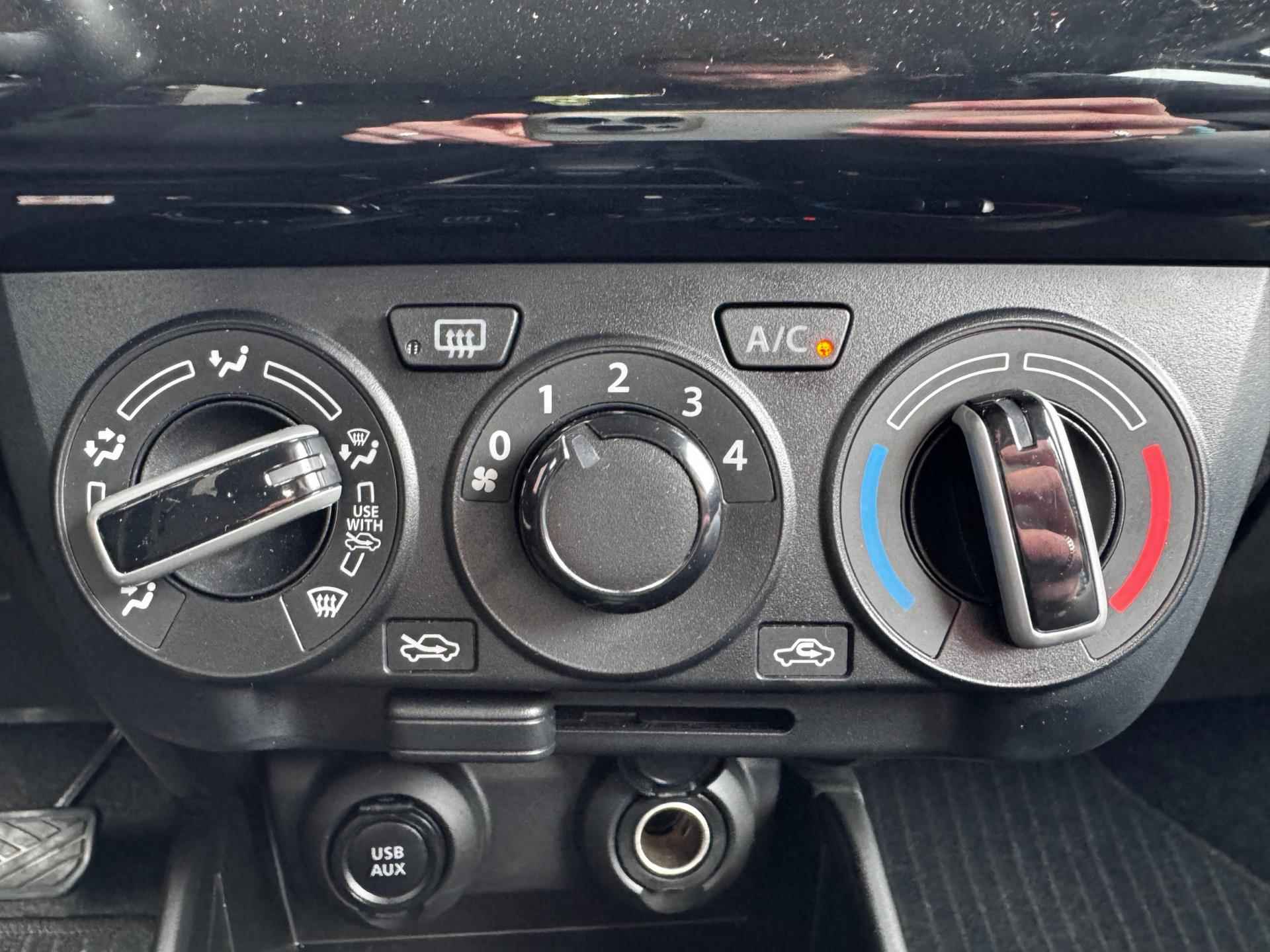 Suzuki Swift 1.2 Select Smart Hybrid / Automaat / Navigatie + Camera / Adaptive Cruise / Stoelverwarming / DAB - 28/48