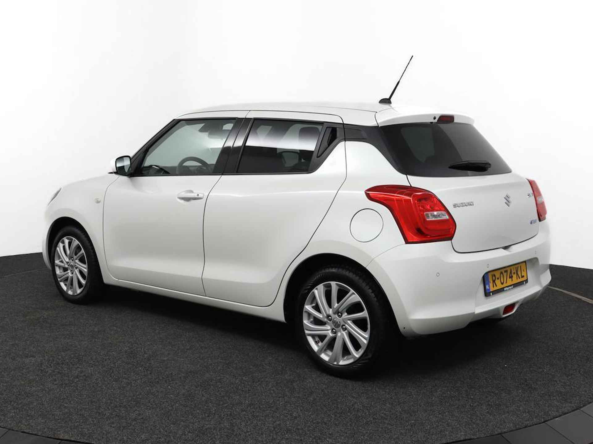 Suzuki Swift 1.2 Select Smart Hybrid | Airco | Camera achter | Navigatie | - 12/49