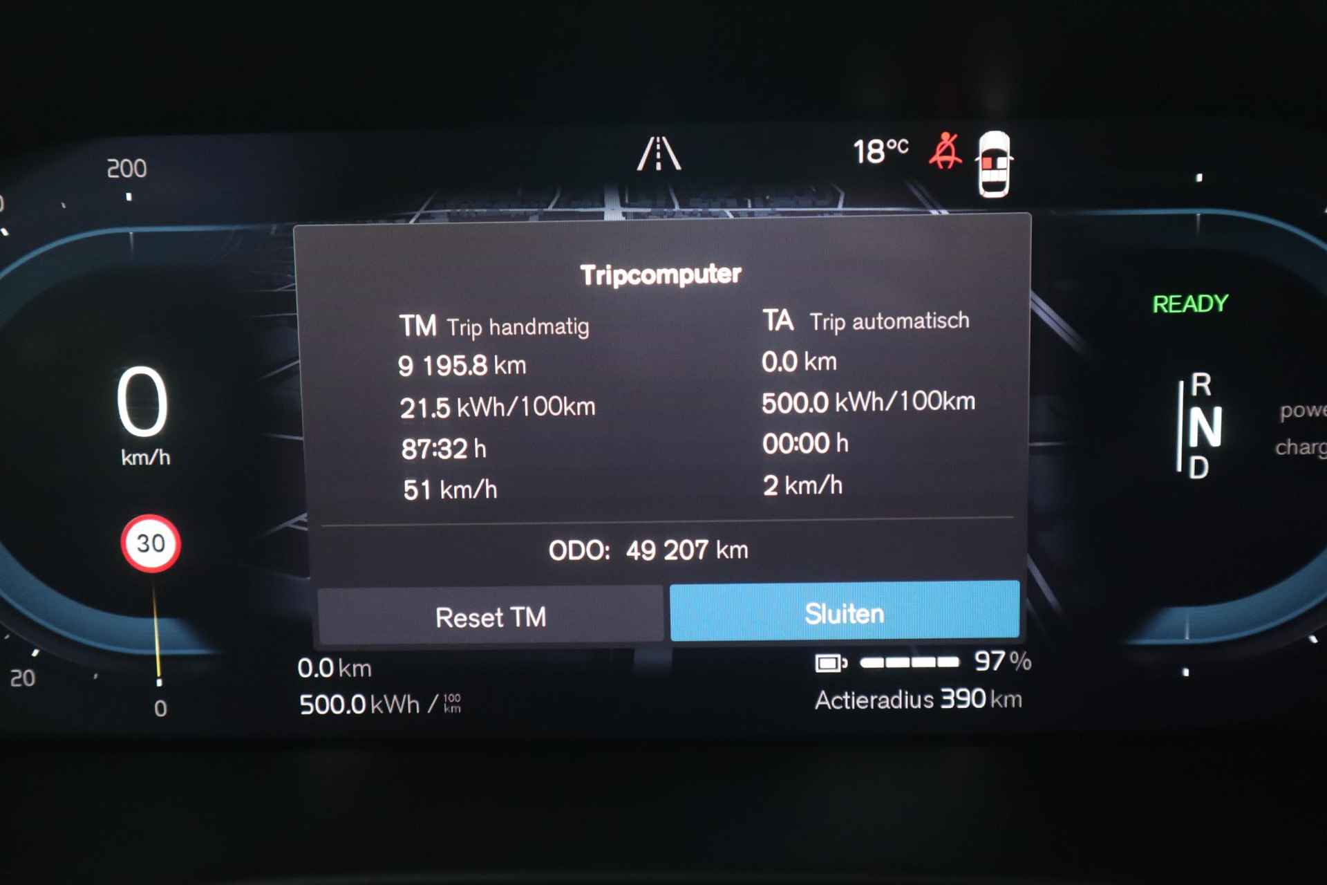 Volvo C40 Recharge Twin Intro Edition 78 kWh | Full Options| Warmtepomp| Verwarmbare voorstoelen| Stuurwielverwarming| Harman Kardon Audio| 360* Camera| Fjord Blue inlegtapijt| Extra getint glas achter| 20'' Lichtmetalen velgen| - 10/30