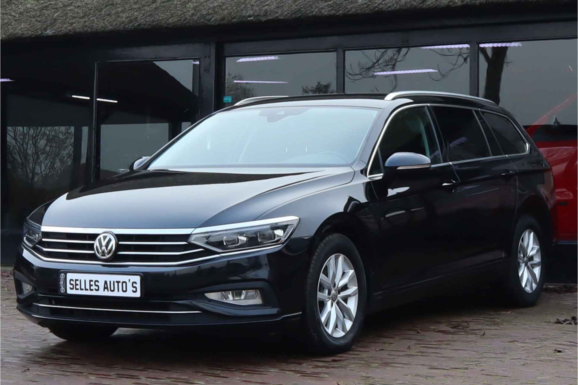 Volkswagen Passat Variant 1.6 TDI Comfort Business | Adaptive cruise control | Camera | Navigatie - 19/32