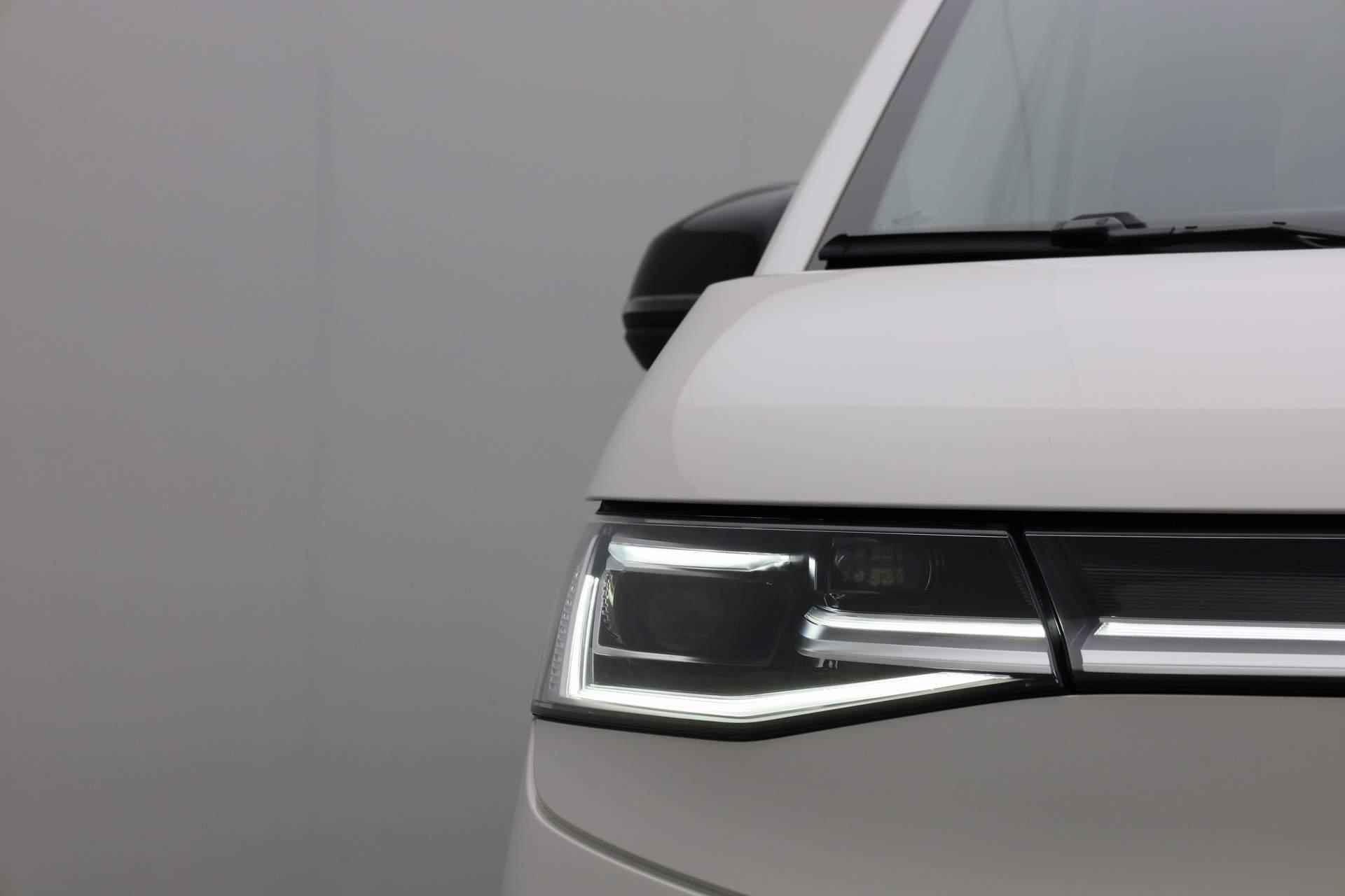 Volkswagen Multivan 7 pers. 1.4 218PK DSG eHybrid L2H1 Energetic | Pano | Elektr. schuifdeuren links/rechts | IQ Light | HarmanKardon | Navi Discover Pro | 6 zitplaatsen verwarmd | Camera | Keyless - 15/47