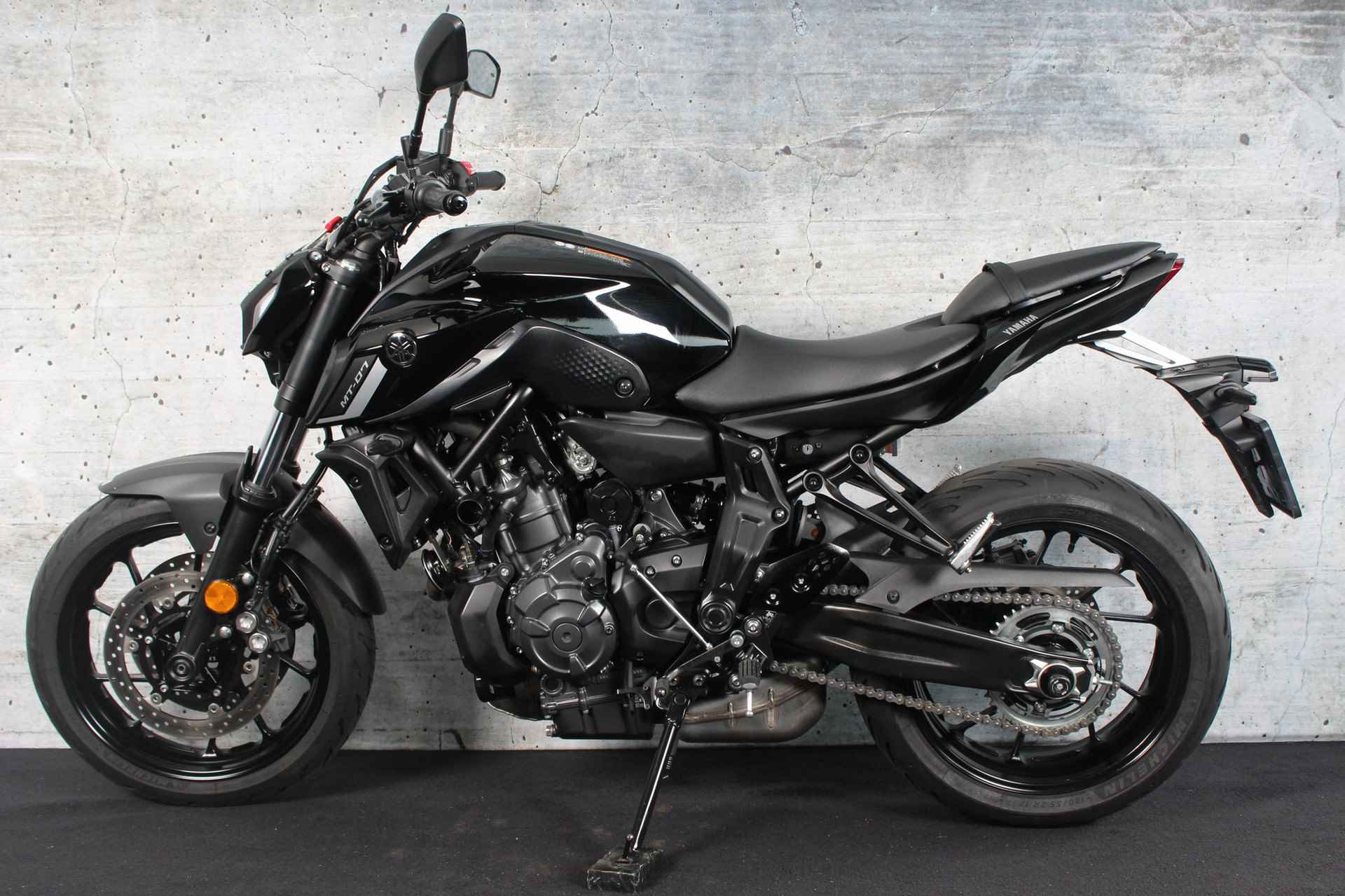 Yamaha MT 07 ABS Pure A2/ code 80/ 35kW mogelijk - 2/17