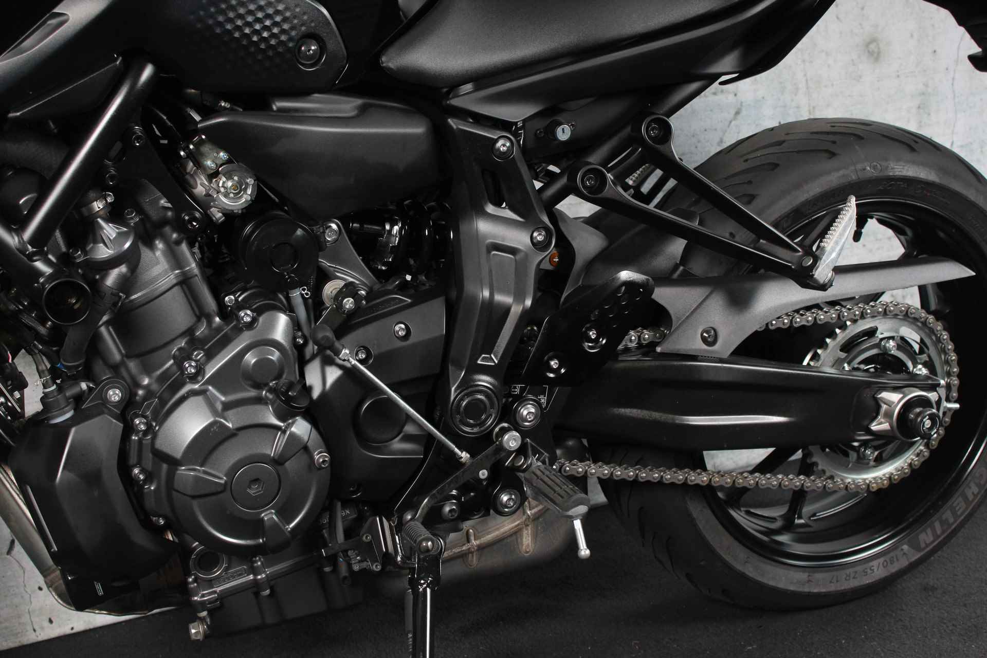 Yamaha MT 07 ABS Pure A2/ code 80/ 35kW mogelijk - 11/17