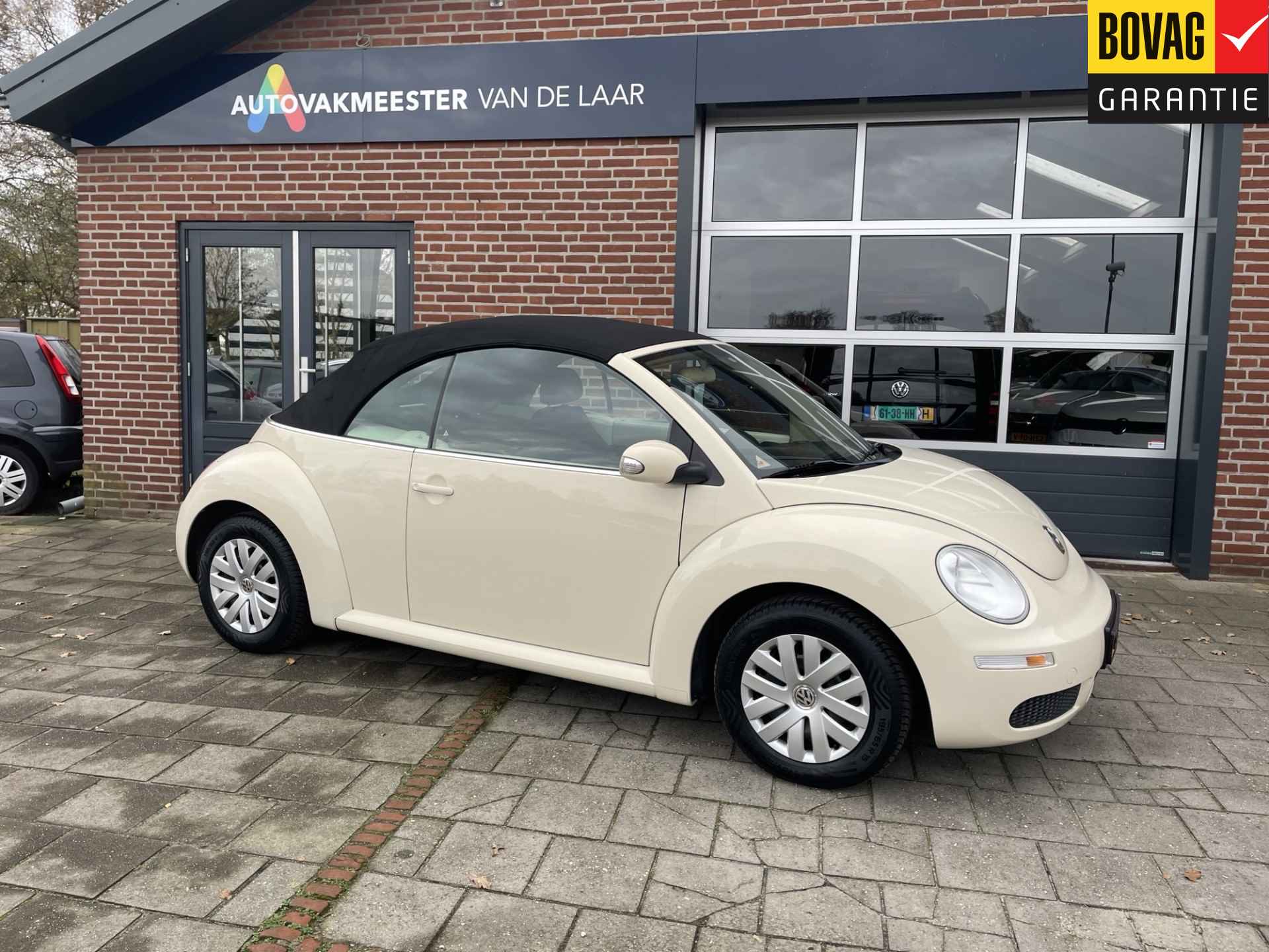 Volkswagen New Beetle Cabriolet 1.6 Trendline (Airco, parkeersensoren achter) RIJKLAARPRIJS! - 2/46