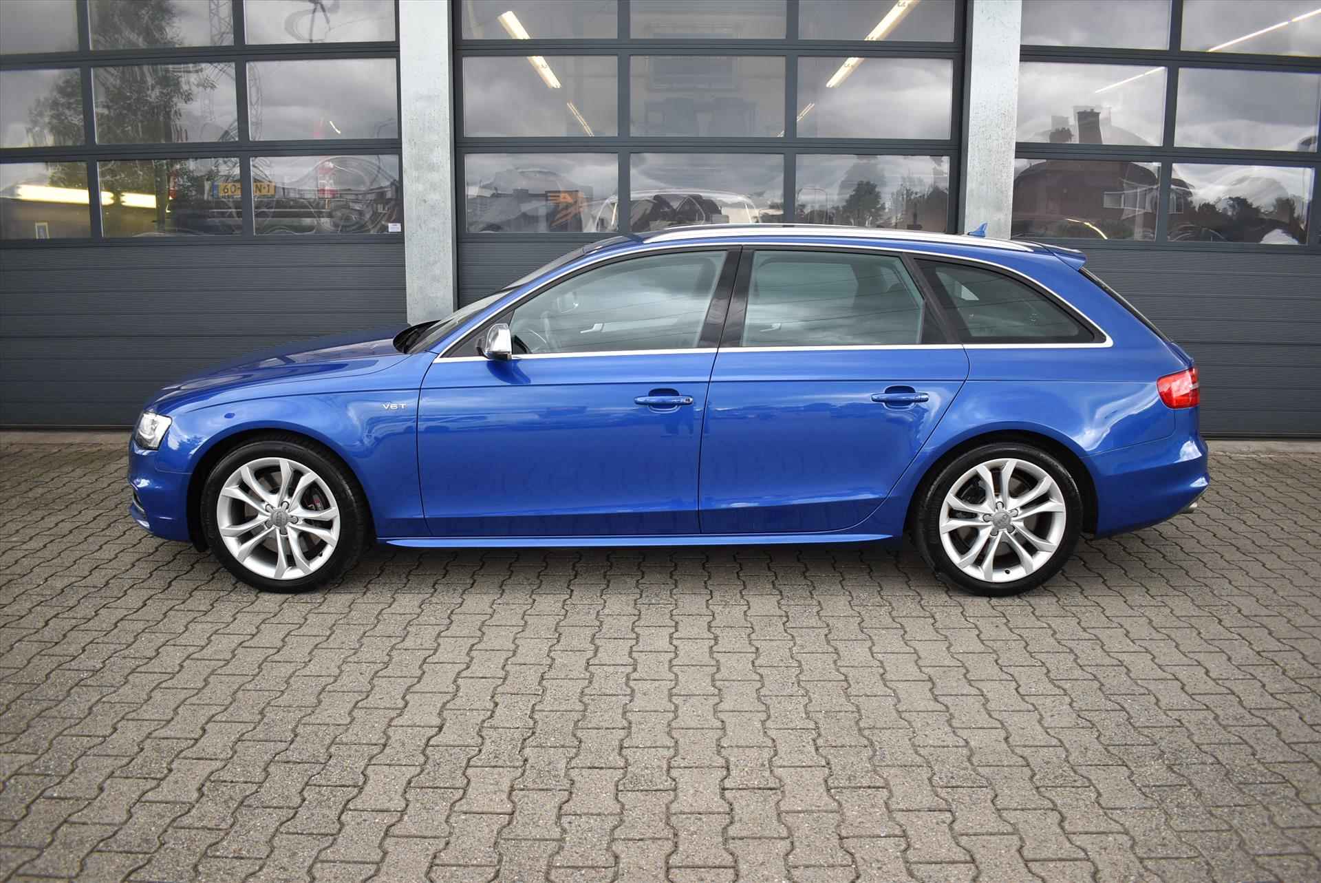 AUDI A4 Avant S4 3.0 TFSI 333pk Quattro - 2/44