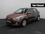 Hyundai i20 1.0 T-GDI Comfort | ACHTERUITRIJCAMERA | APPLE CARPLAY - ANDROID AUTO | CLIMATE CONTROL | CRUISE CONTROL |