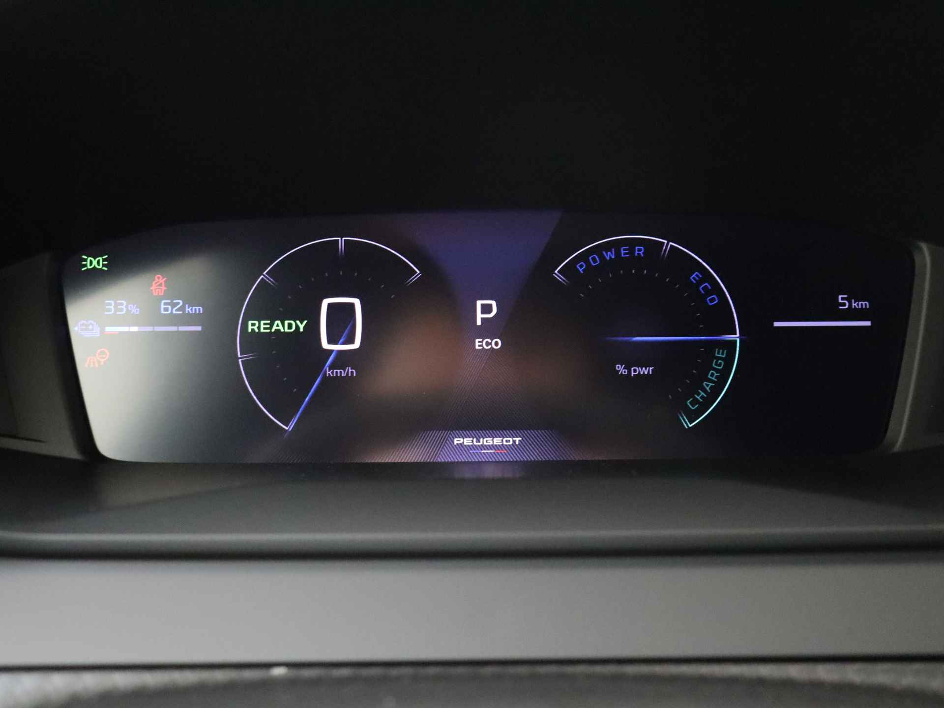 Peugeot e-2008 EV Allure 50 kWh | 360 Camera | Warmtepomp | Wireless Carplay | Stoelverwarming | | Inruil Premie | Voorraad Premie | NIEUW!! | - 7/40