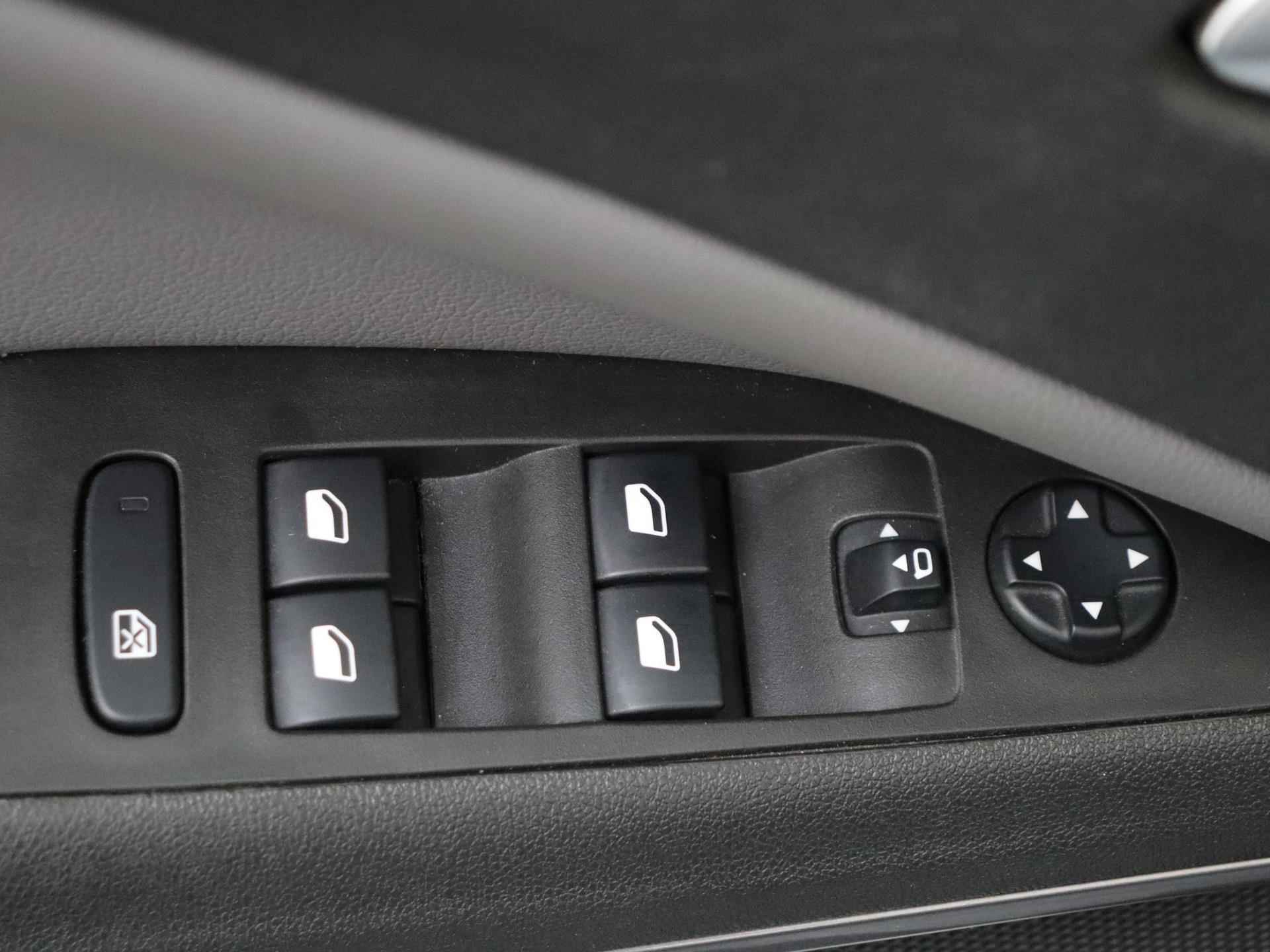 Opel Crossland X 1.2 Turbo Innovation  | Camera | Navigatie | Stoelverwarming - 26/27