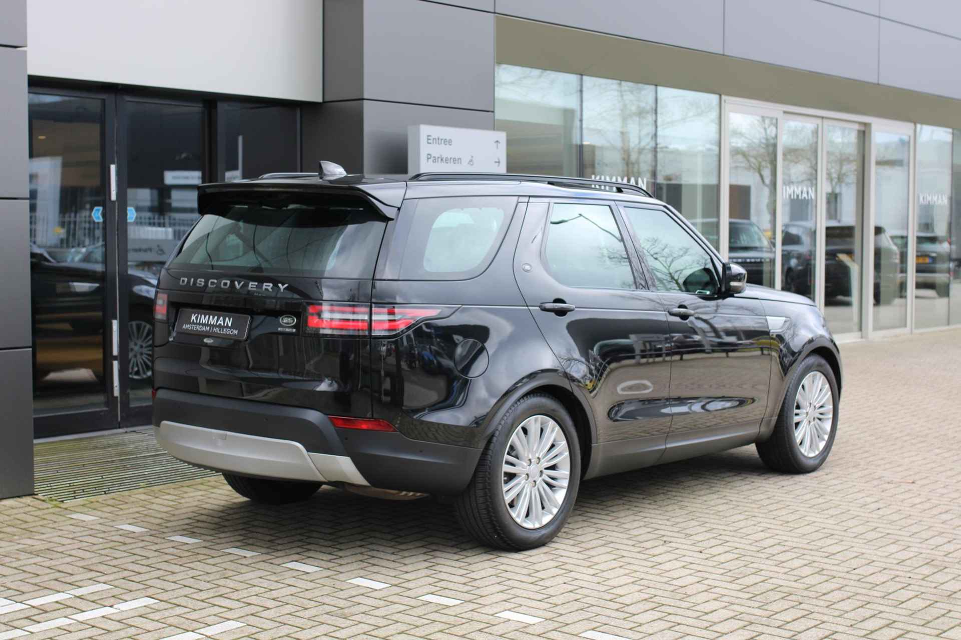 Land Rover Discovery 3.0 Tdv6 First Edition 7p. - 8/42